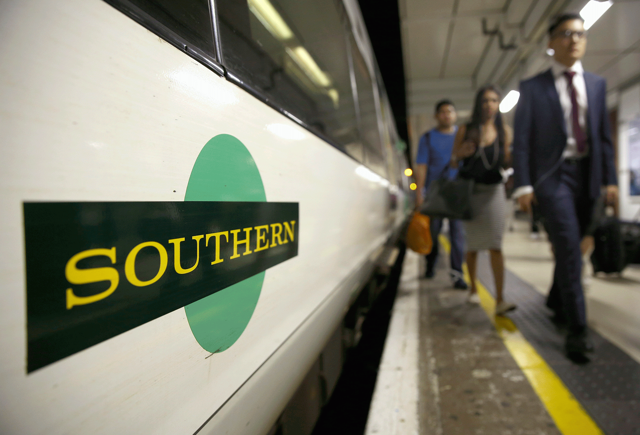 Southern Rail owner profits hit £100m one day after £20m government 'bailout'