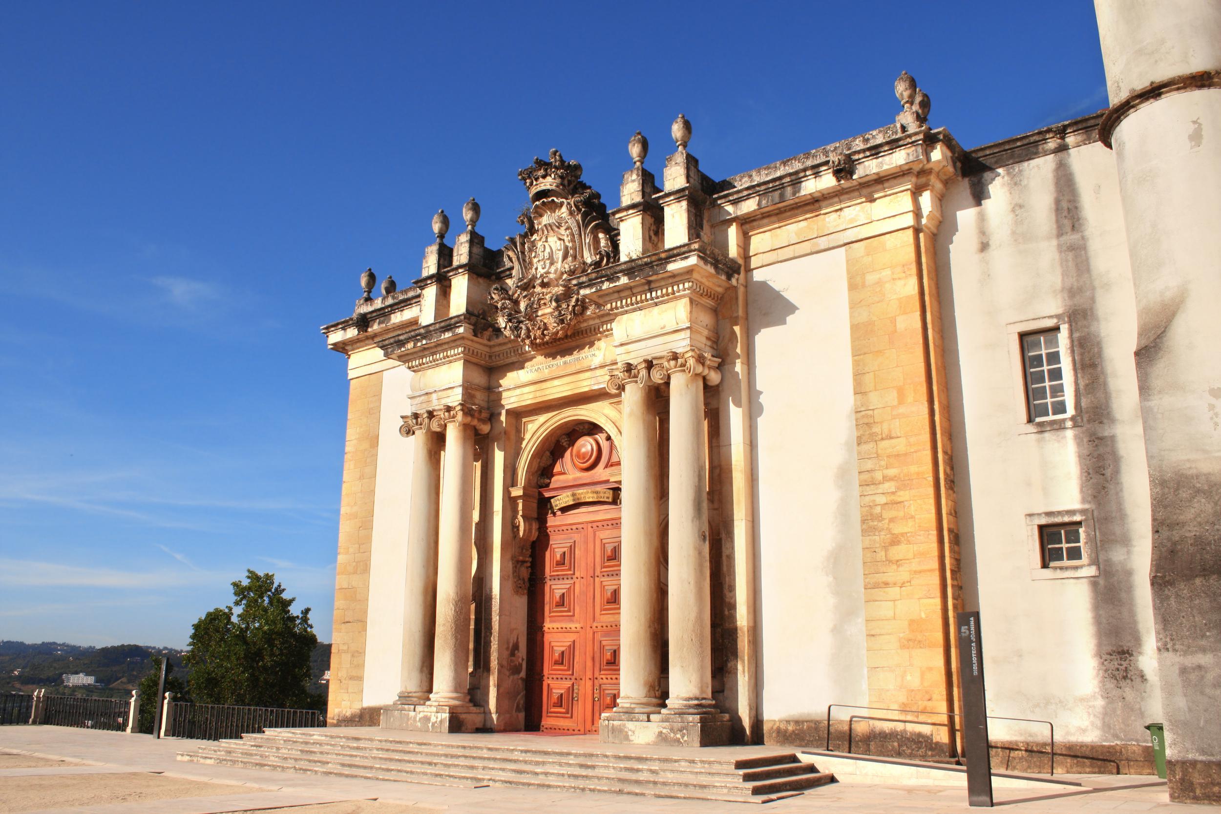 Joanina Library in Coimbra is one of the country’s most important cultural destinations and keeps about 60,000 academic tomes