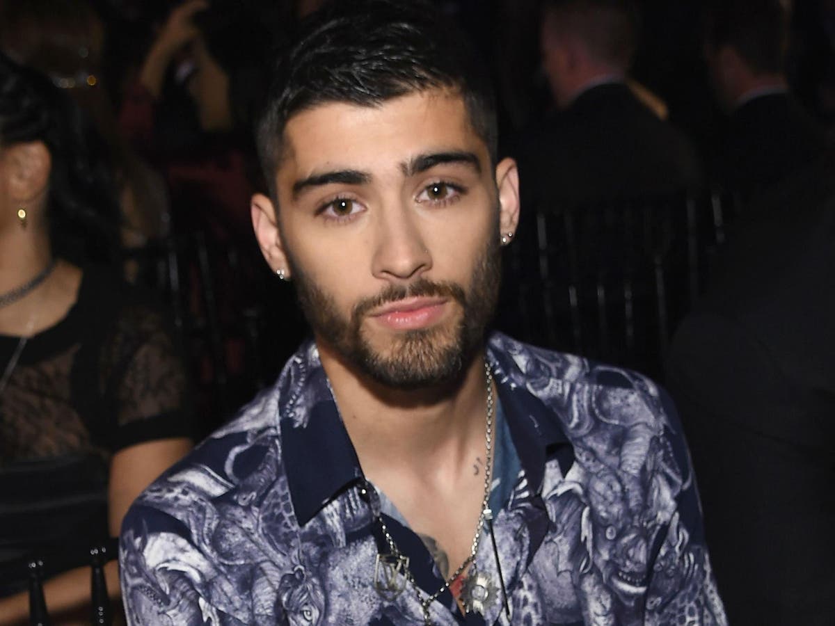 Zayn Malik Cancels Second Show In Three Months Due To Anxiety The Independent The Independent 