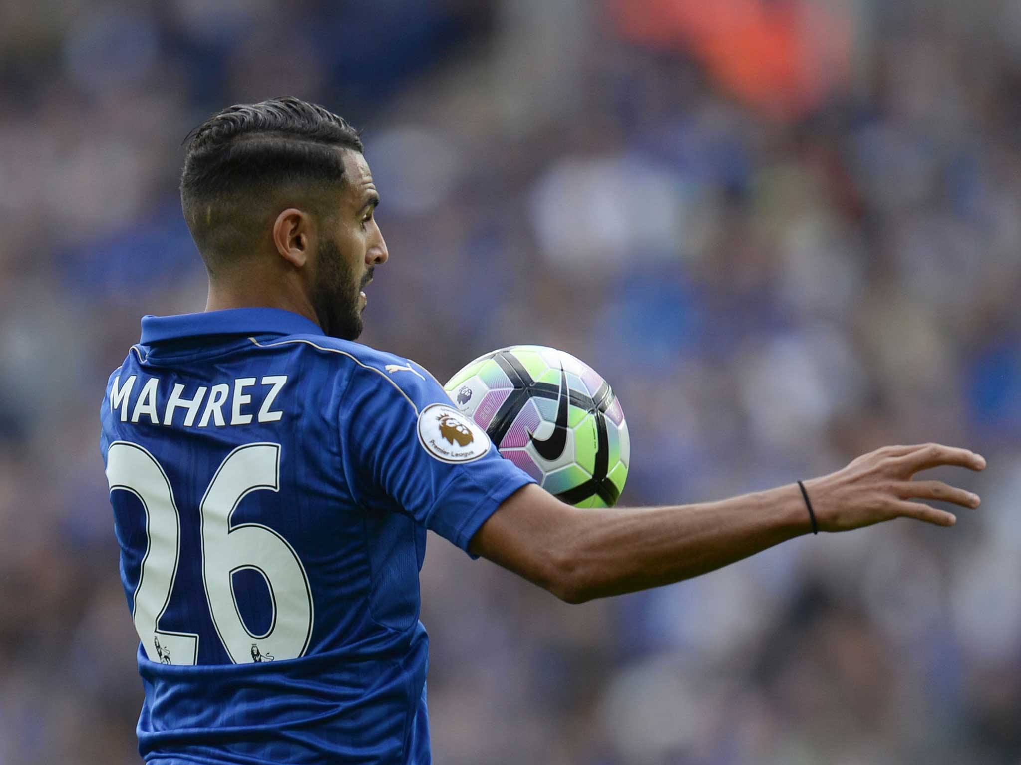 Riyad Mahrez signed a new contract with Leicester City this summer