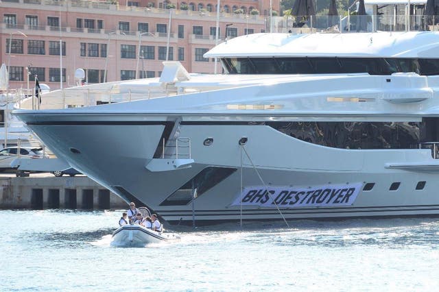  Sir Philip Green's superyacht, with a 'BHS Destroyer' banner which was unfurled this week by comedian Simon Brodkin