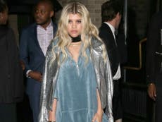 Sofia Richie mortified after TMZ asks Lionel if he approves of Bieber