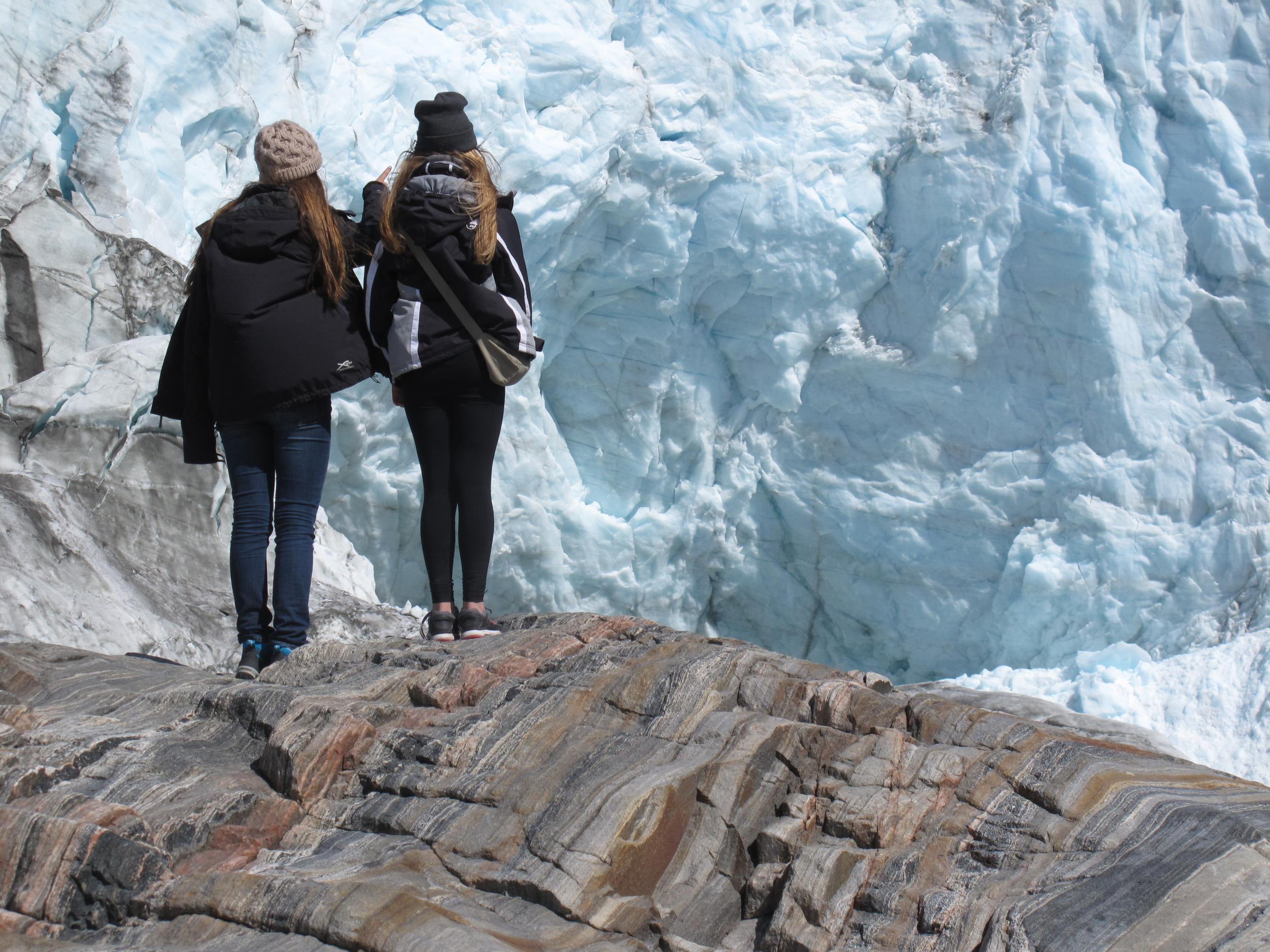 Tourists at the ice sheet in Greenland
