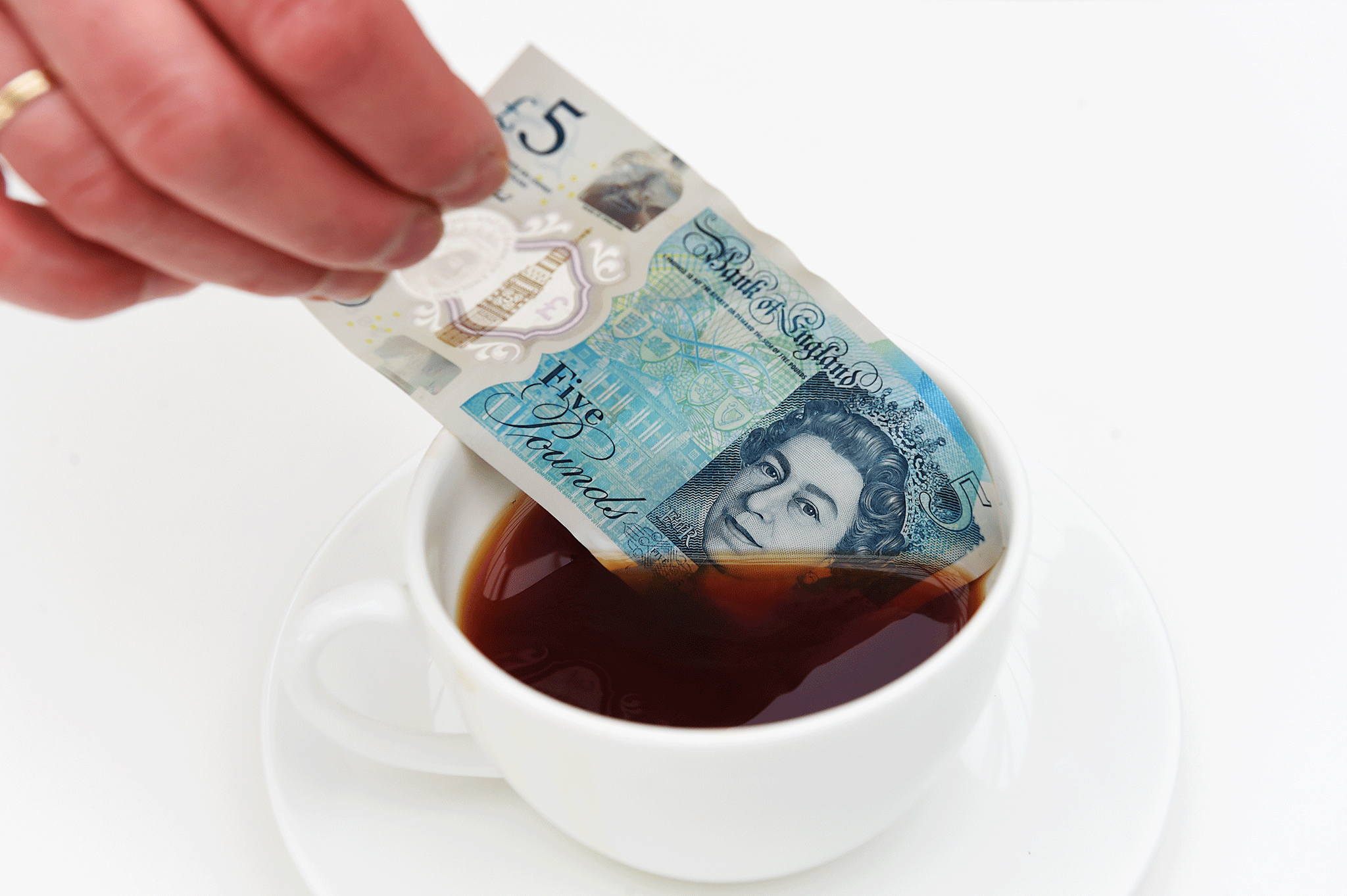 A spilled drink should have little effect on the new notes, which can be wiped clean and will even survive a standard laundry cycle with “minimal damage”, according to the Bank