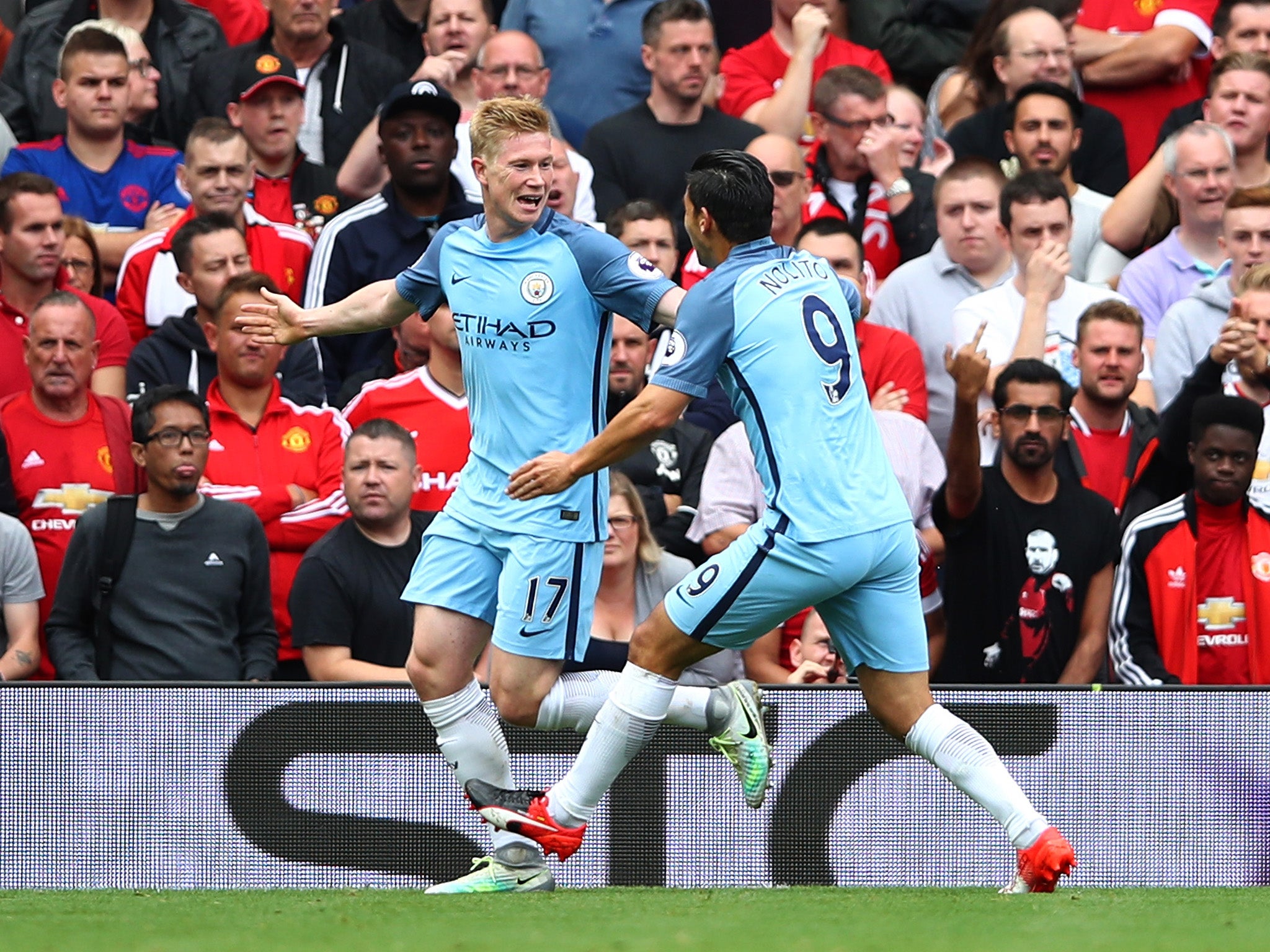 Kevin De Bruyne celebrates scoring Manchester City's opener