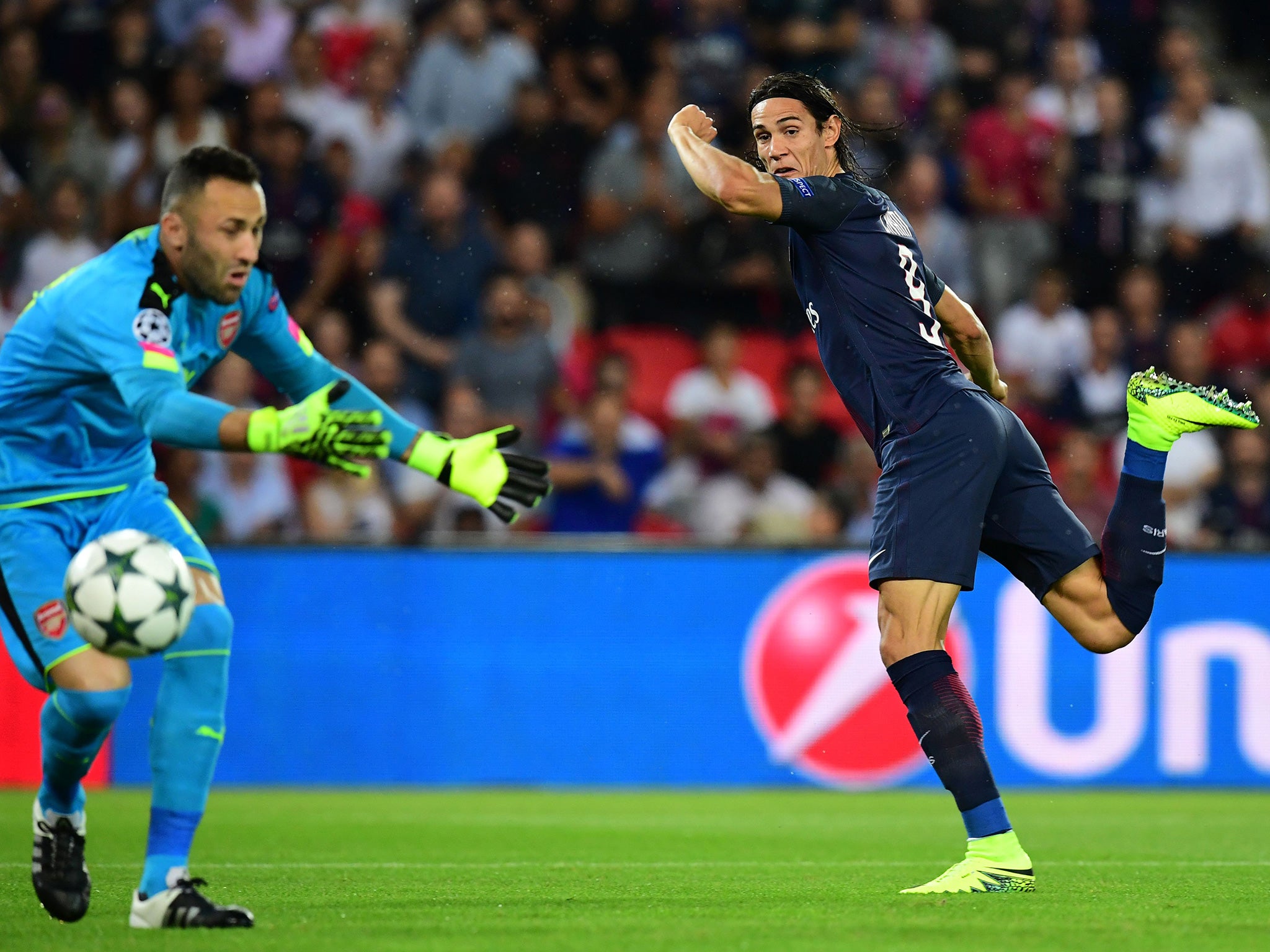 Cavani fires past Ospina early on to put the hosts ahead