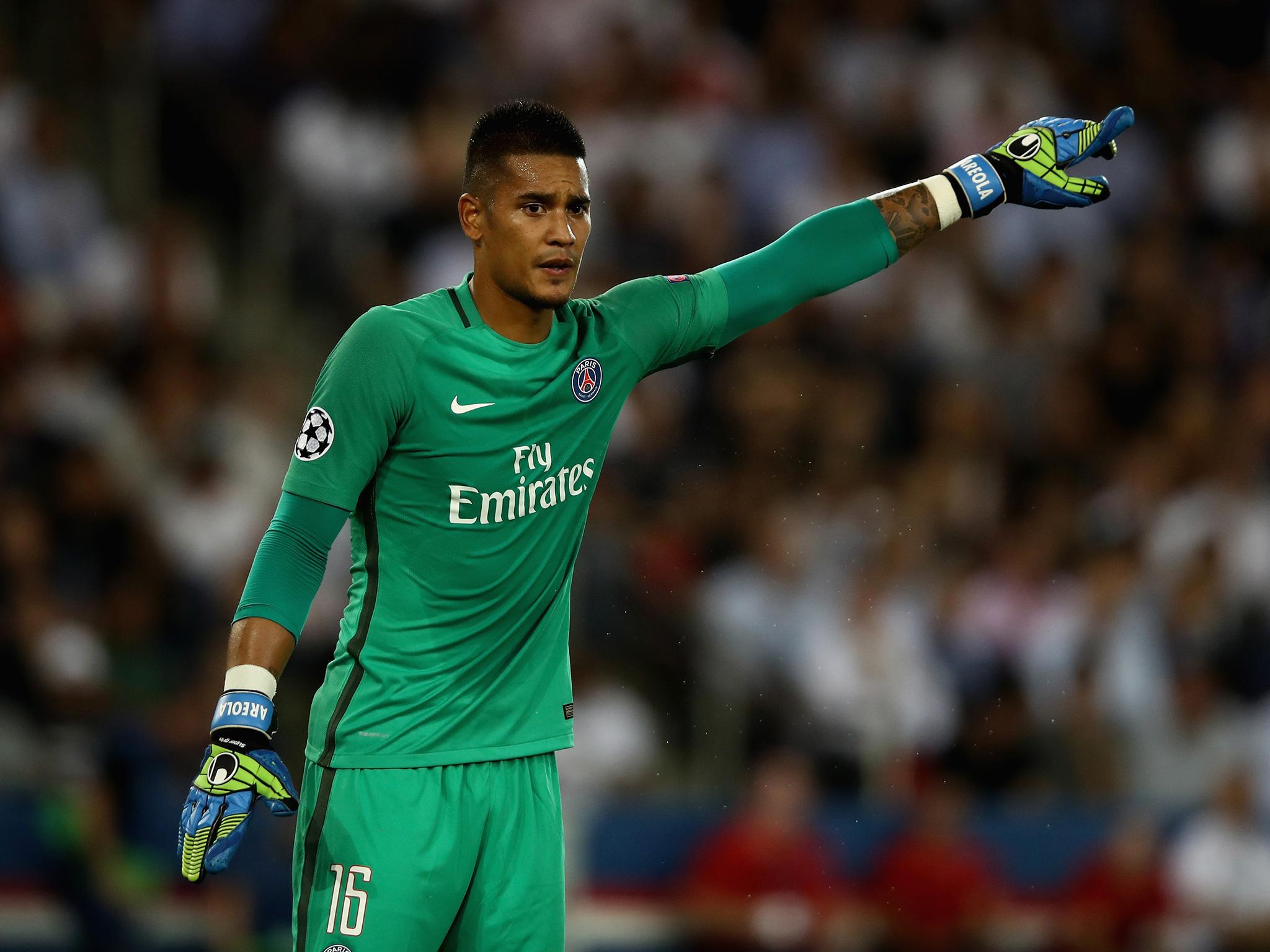 Not really challenged until the final 20 minutes. Unlucky to concede the equaliser after pulling off a great initial save but he denied the Gunners’ any further chances after that. 7 out of 10