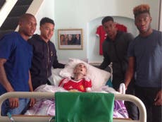 Manchester United players visit dying grandfather to grant final wish 45 minutes before he passed away