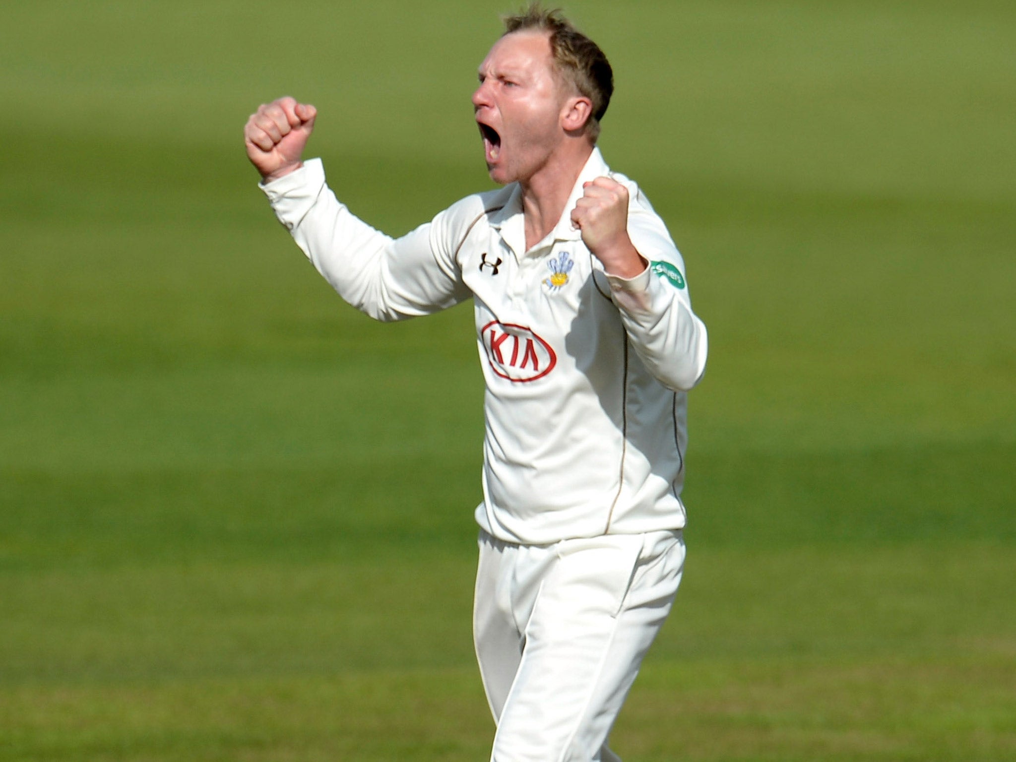 Gareth Batty has been recalled to the England Test squad after an 11-year exile