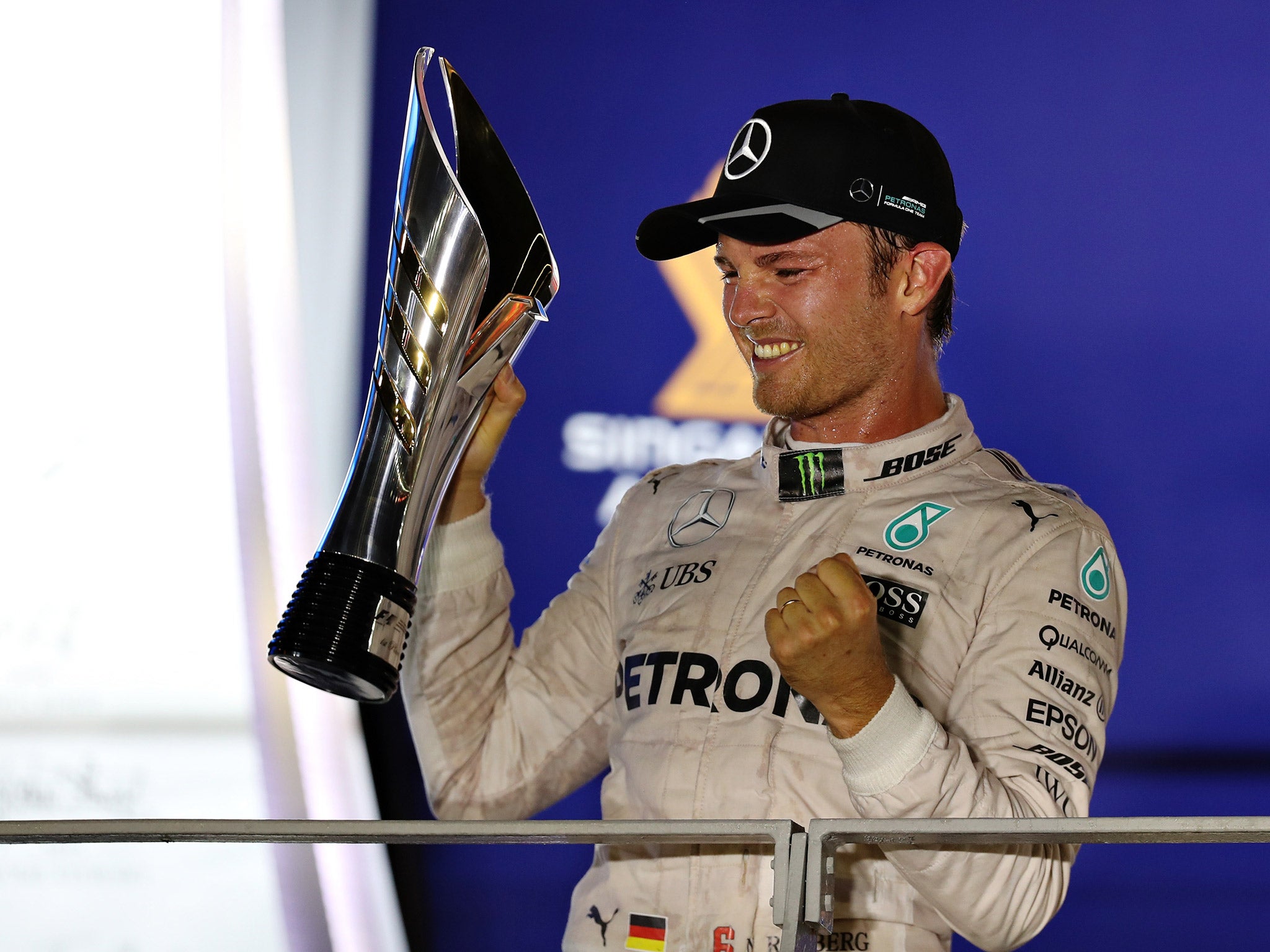 Nico Rosberg won the Singapore Grand Prix to take the lead in the drivers' championship