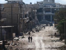 Syria air raid 'kills five medical workers near Aleppo'