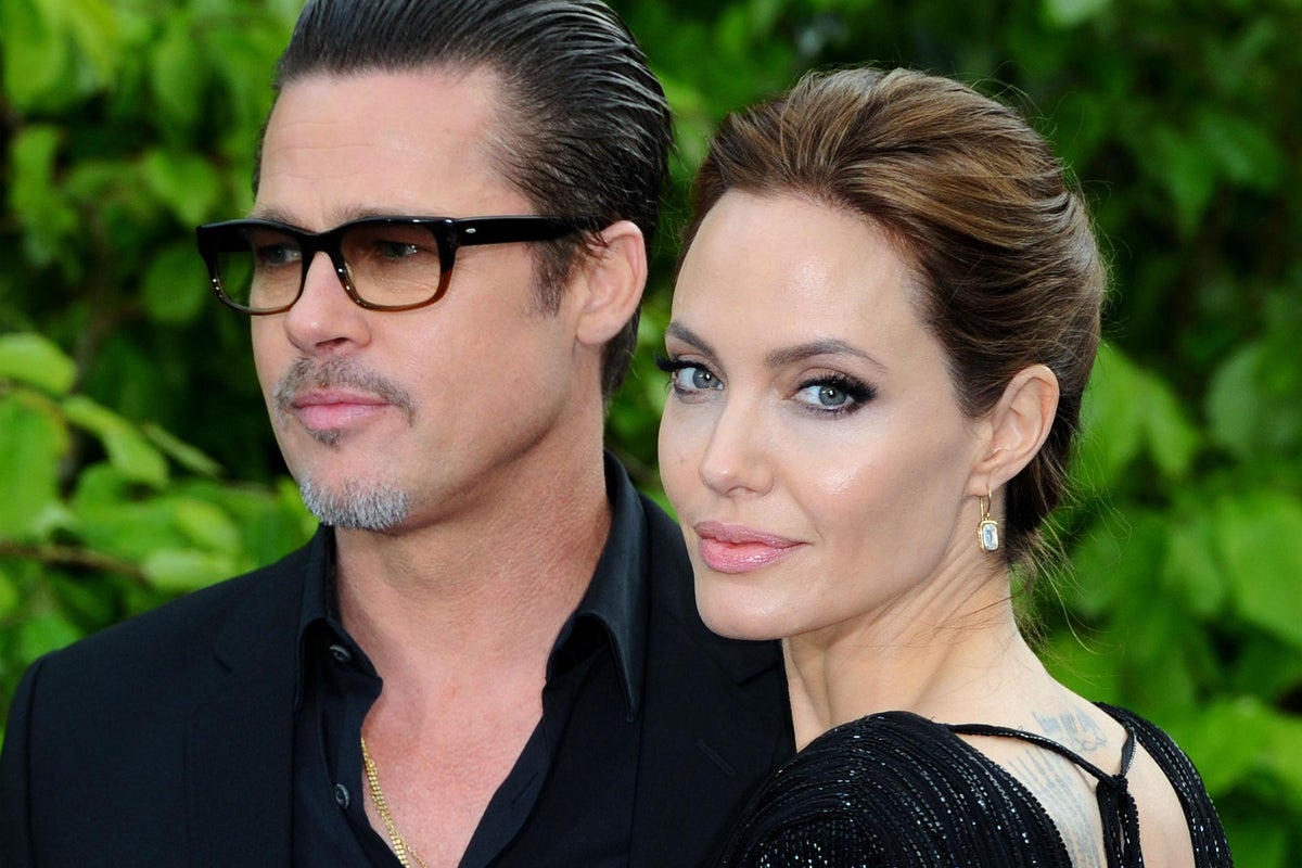 Qalin qoziq mixlangan