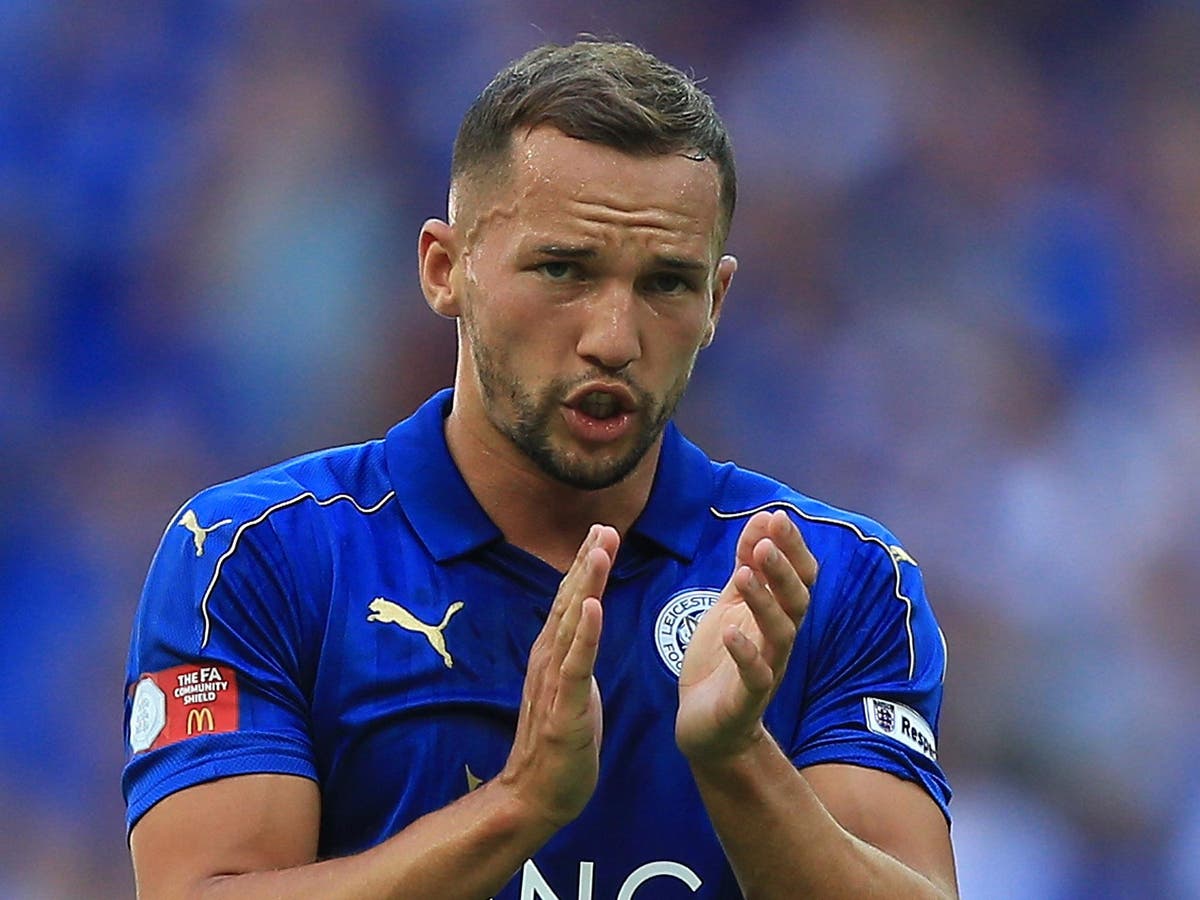 Дэнни дринкуотер. Дринкуотер. Drinkwater Drinkwater. Danny Drinkwater Drinks Water.