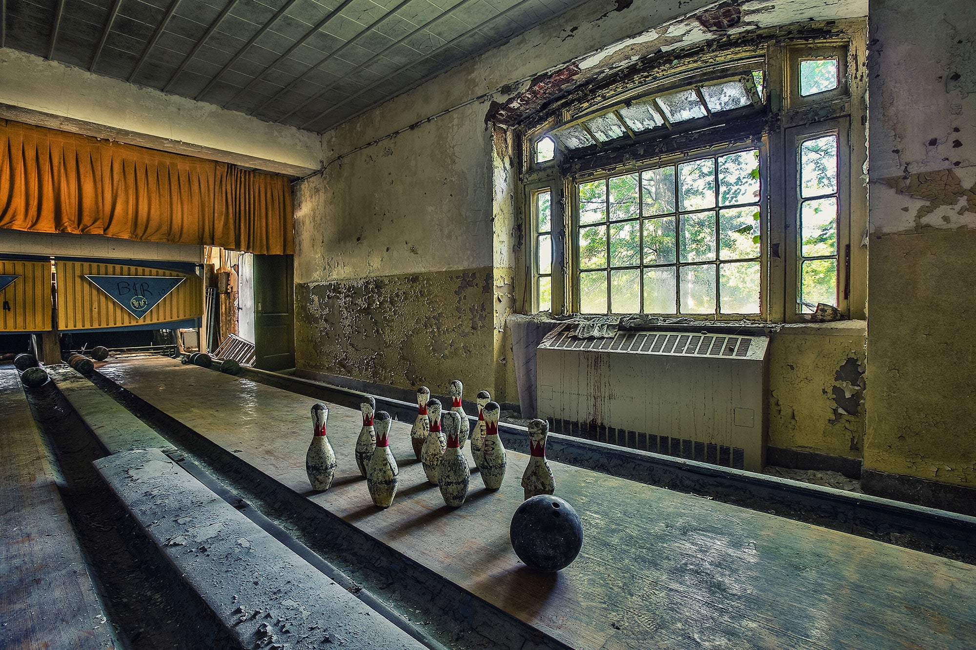 An abandoned bowling alley at an active psychiatric centre