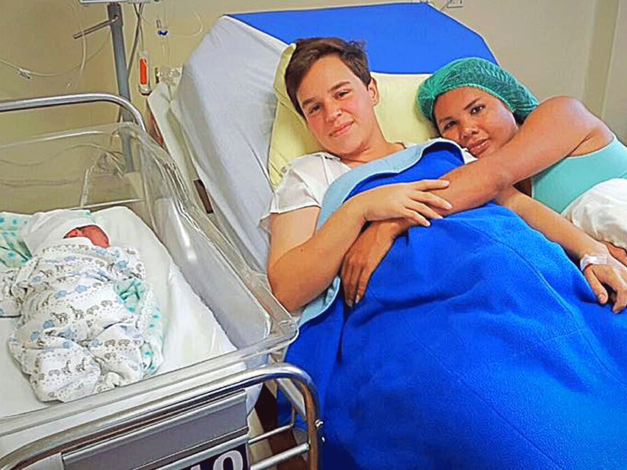 Transgender couple make history with birth of their first child | The  Independent | The Independent