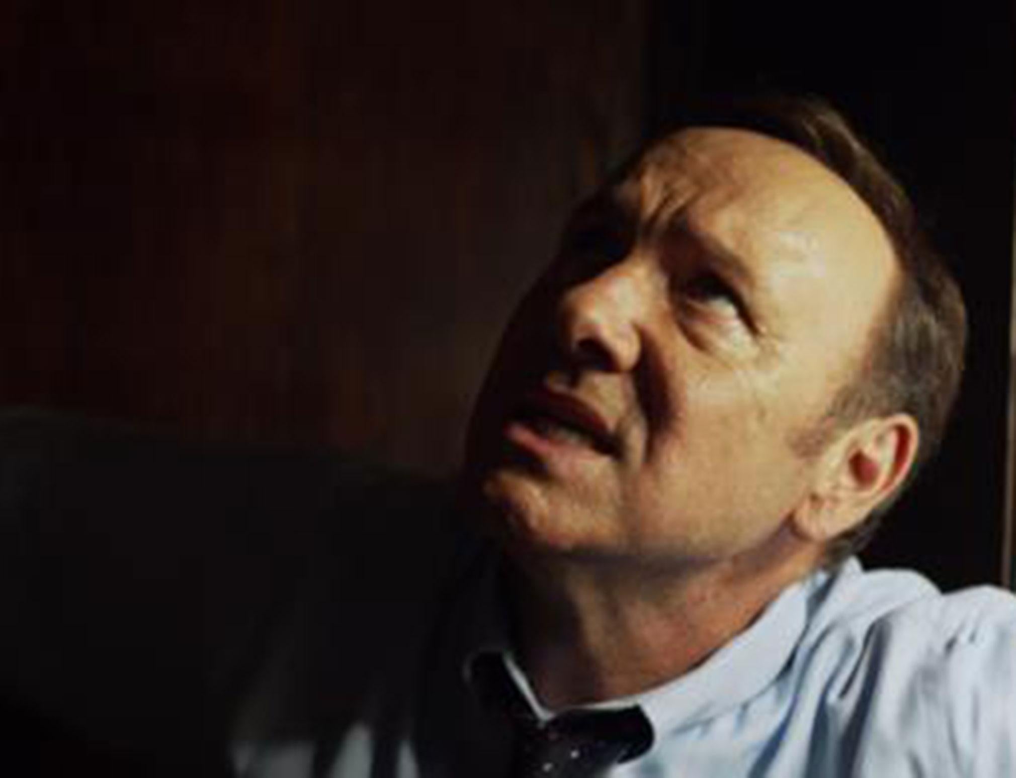 Kevin Spacey in Tom Odell's video for 'Here I Am'