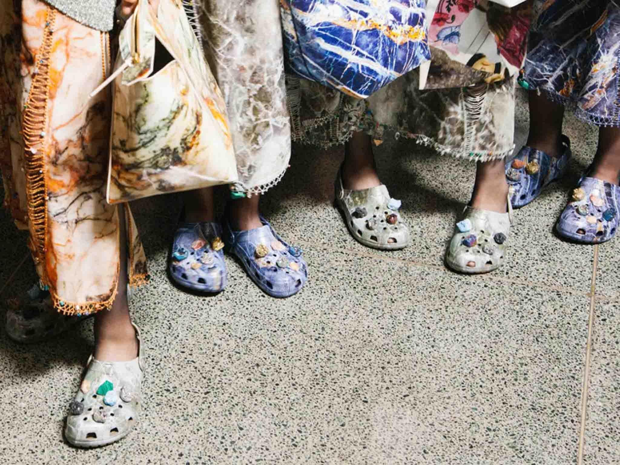 crocs in street