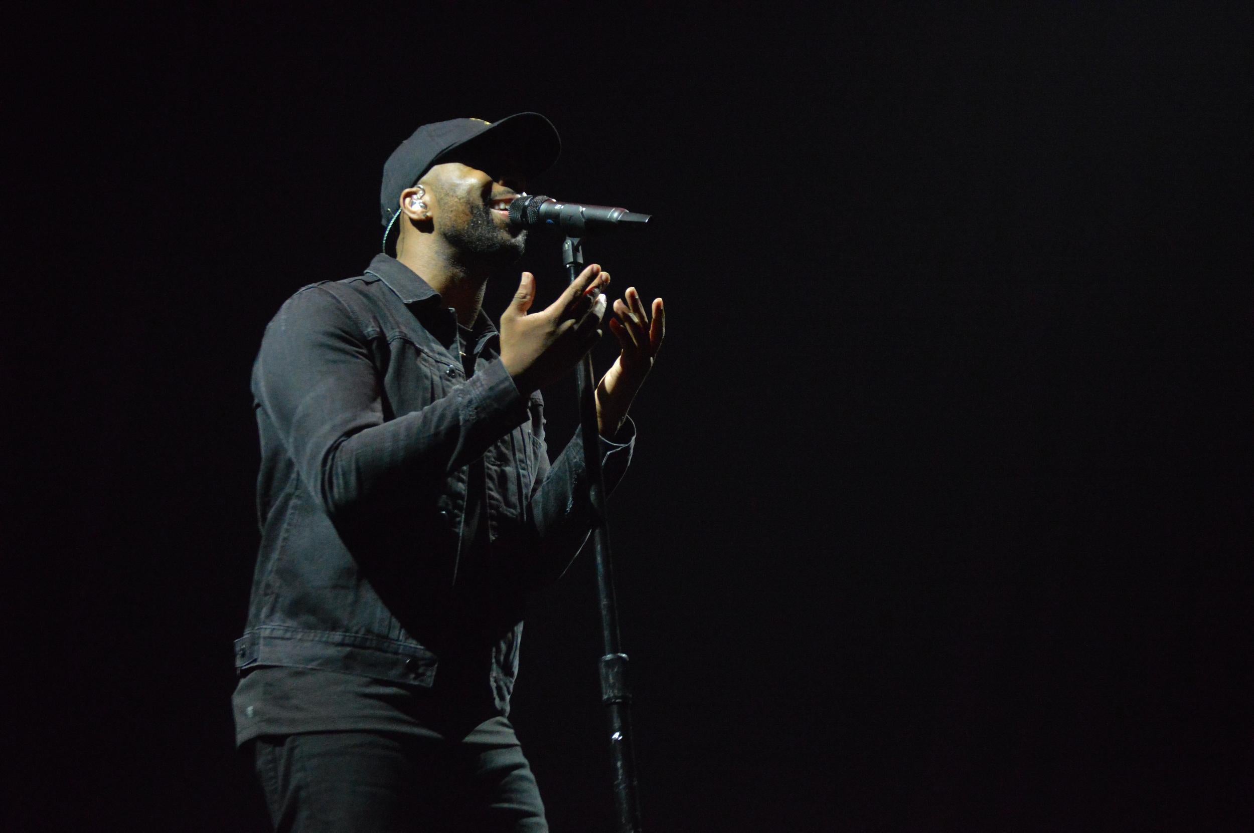 Daniel Daley of dvsn sings in Madison Square Garden at Drake and Future's Summer Sixteen Tour.