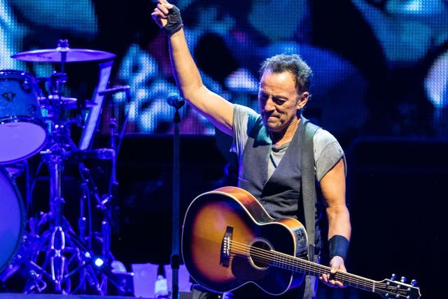 Angry with Trump: Bruce Springsteen in concert