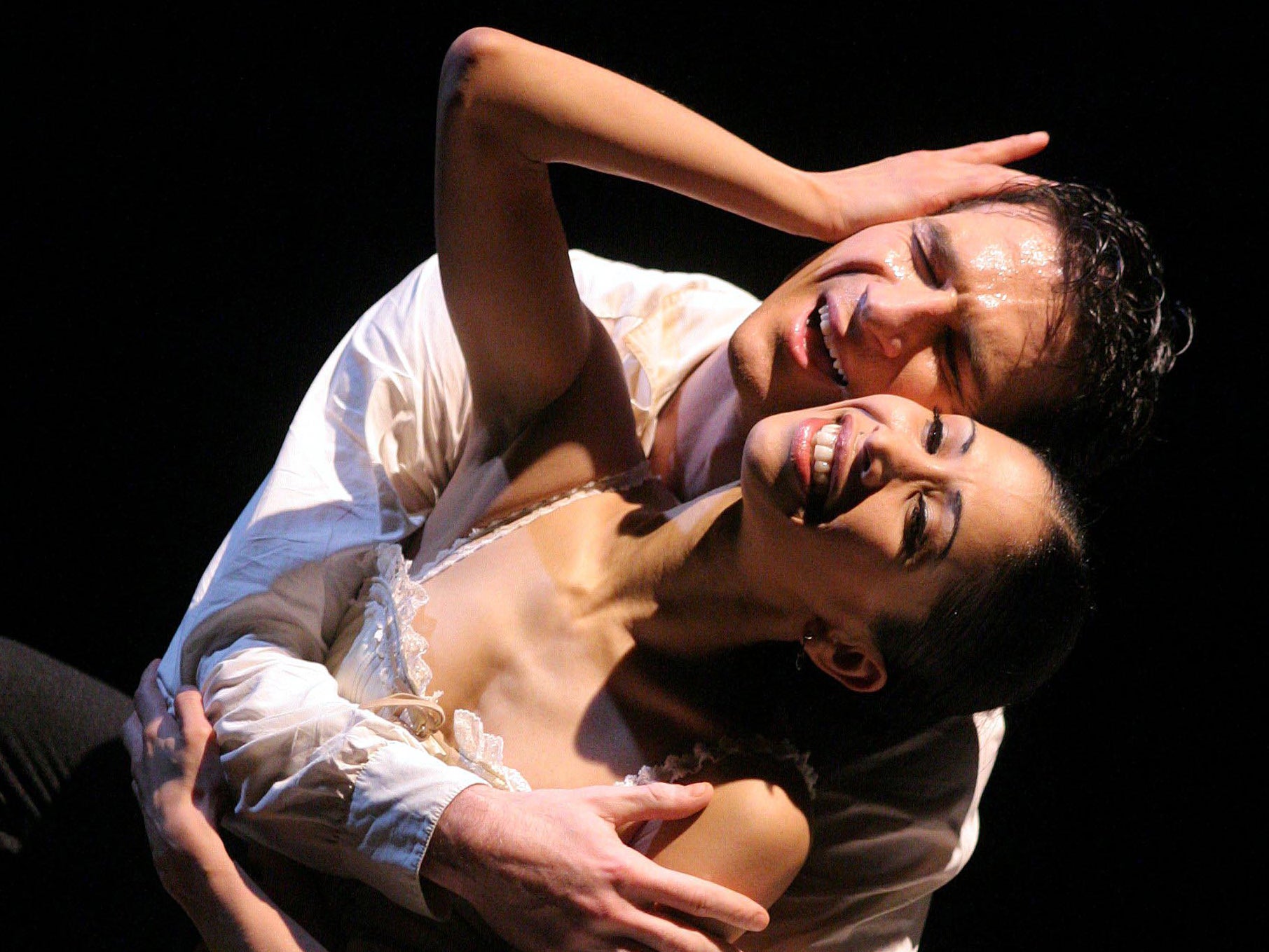 &#13;
Jonathan Ollivier performs in La Traviata alongside Desiré Samaai &#13;