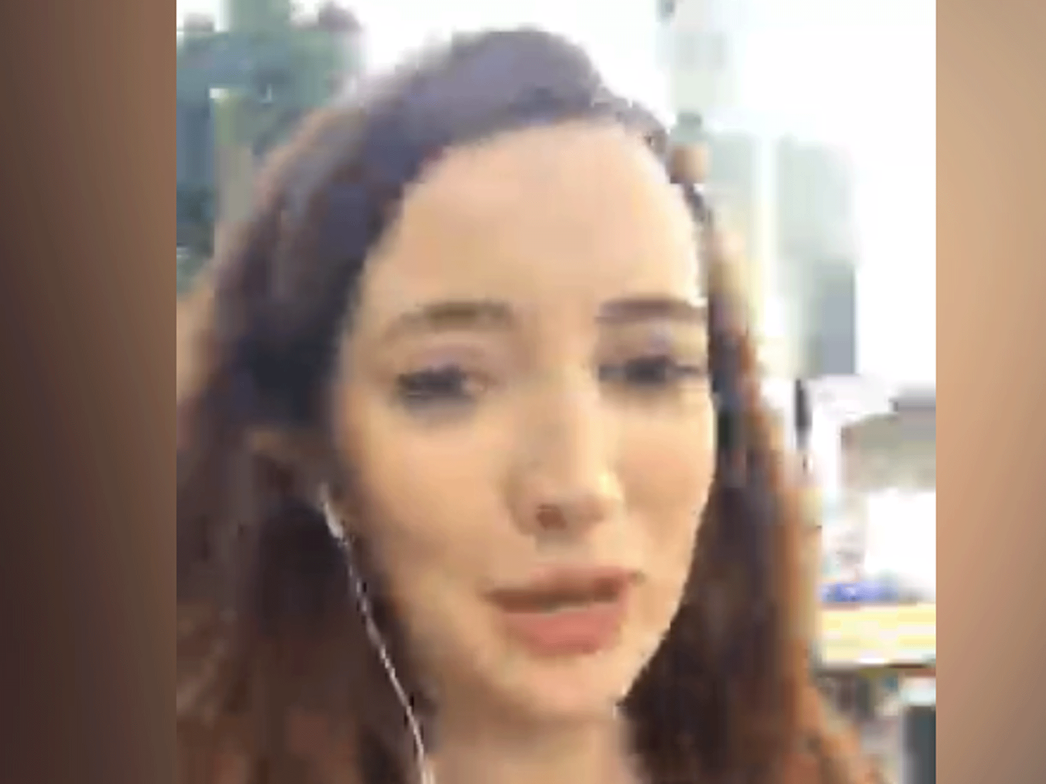 Rebecca Casserly, a fashion and beauty blogger, was mugged live on Periscope