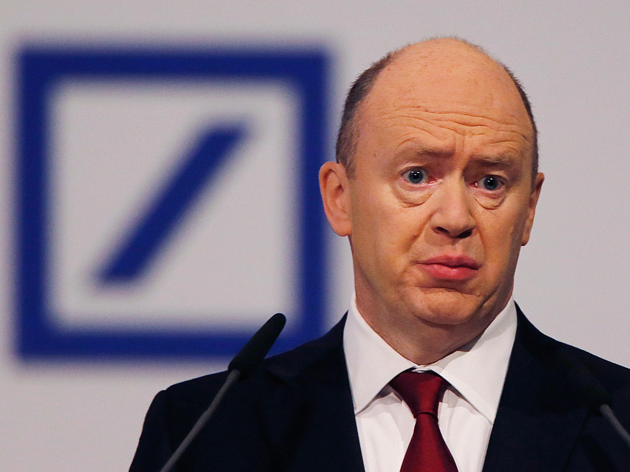 Deutsche chief executive John Cryan told senior staff they wouldn't get a cash bonus this year