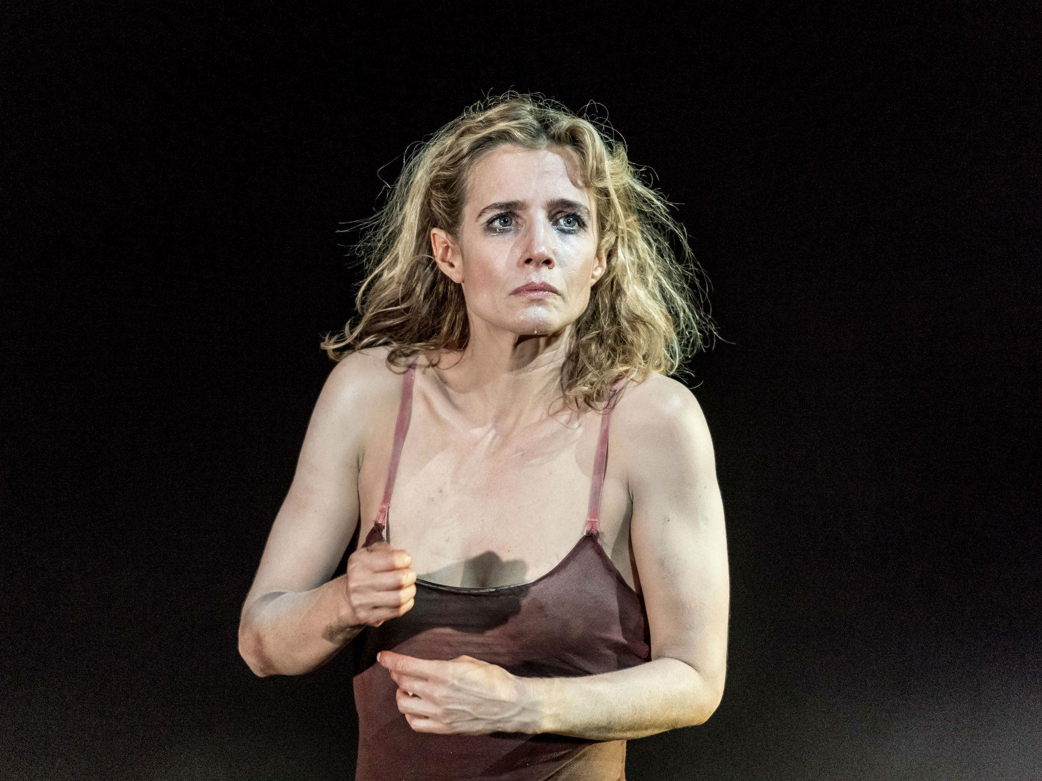 Irish actress Lisa Dwan in No's Knife at London's Old Vic