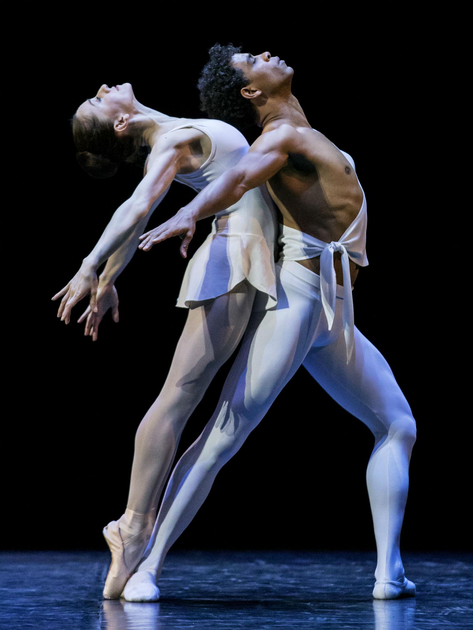 Acosta brings together an impressive cast of performers, mostly from The Royal Ballet, including Nuñez