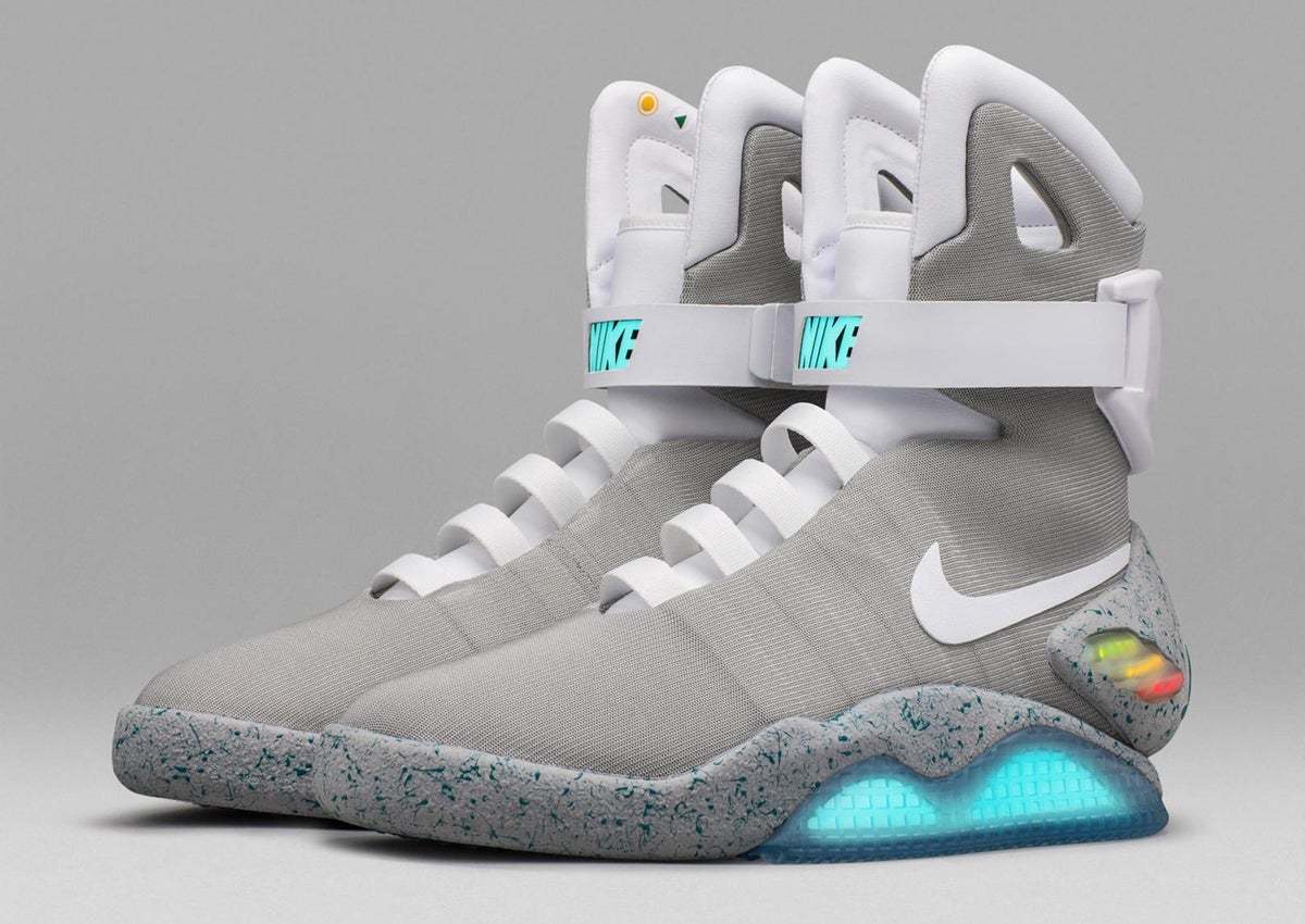 Inmoralidad guitarra cruzar Nike Mag: Raffle opens to allow fans to win self-lacing shoes from Back To  The Future | The Independent | The Independent