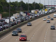 Nearly quarter of drivers feel anxious driving on motorway, says study