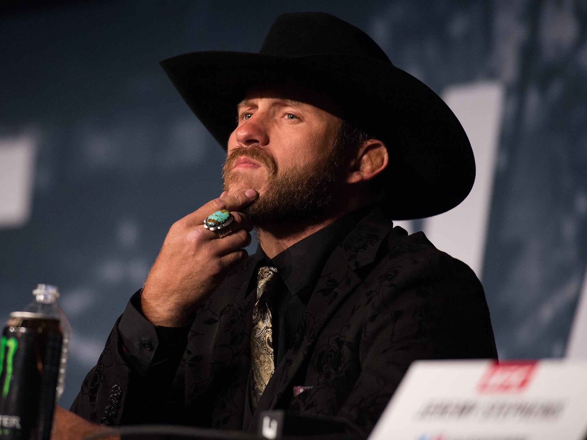 Donald Cerrone says there aren't many UFC fighters who like Conor McGregor