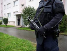 Read more

Police hunting Syrian refugee over 'planned terror attack' in Germany