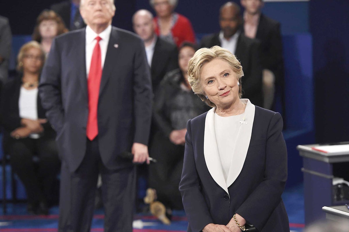 Hillary Clinton soars to 14-point lead over Donald Trump in new poll ...