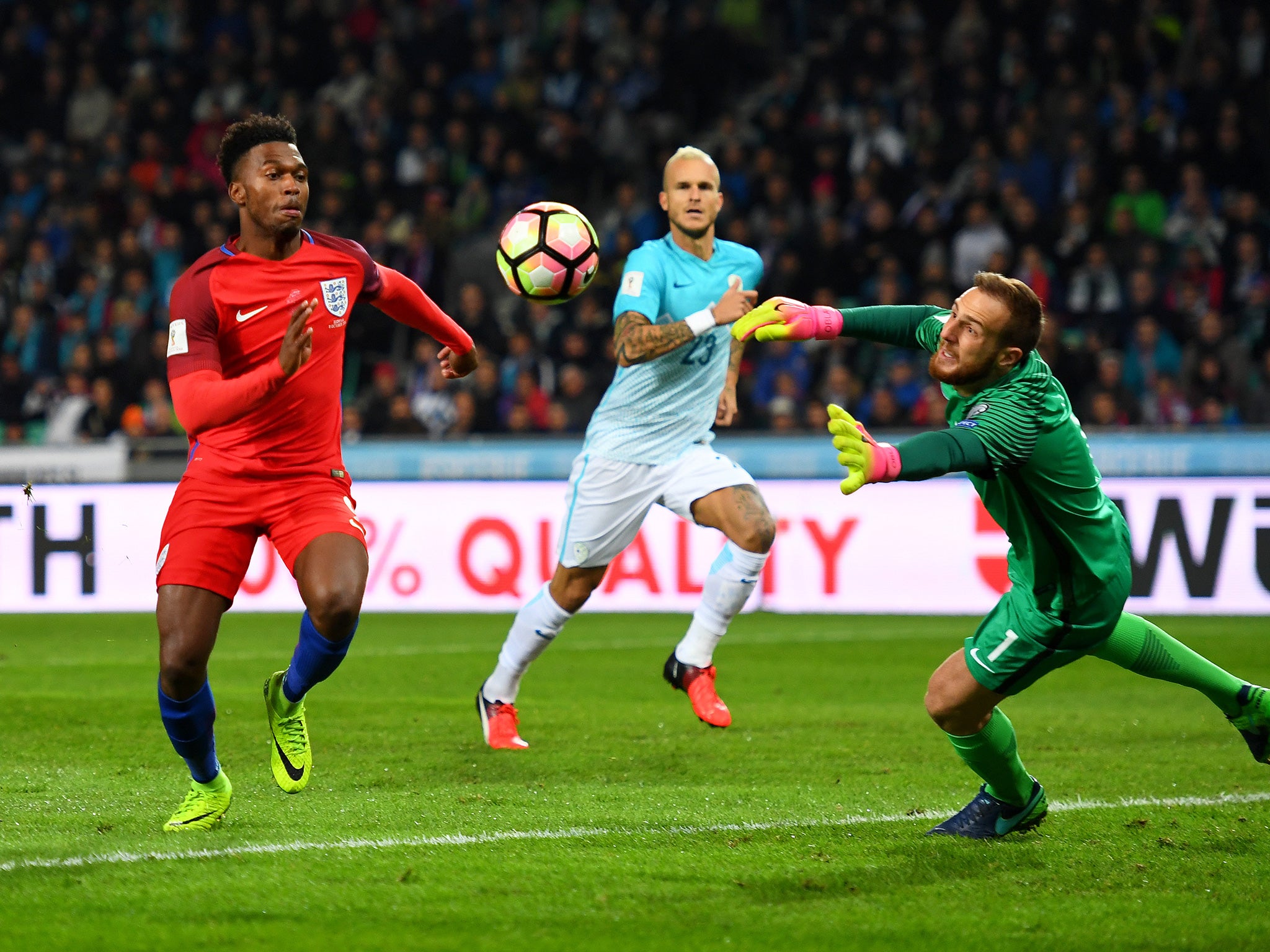 Англия словения. Мени и матч. World Football. England f..