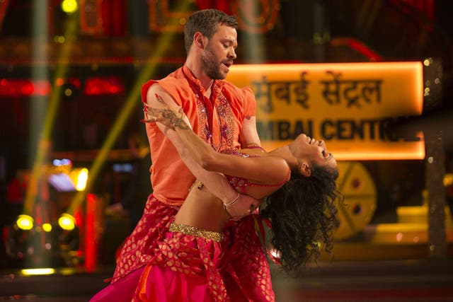 Will Young and Karen Clifton dance the salsa to 'Jai Ho' from Slumdog Millionaire