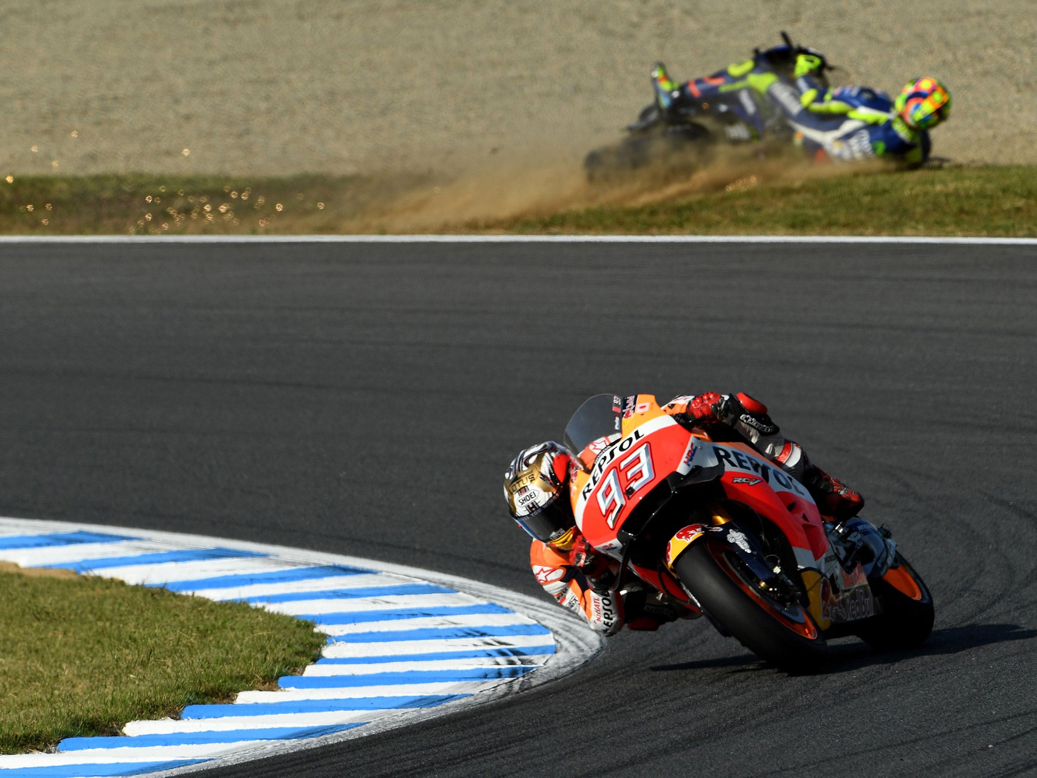 Marquez leads the way as Valentino Rossi crashes out