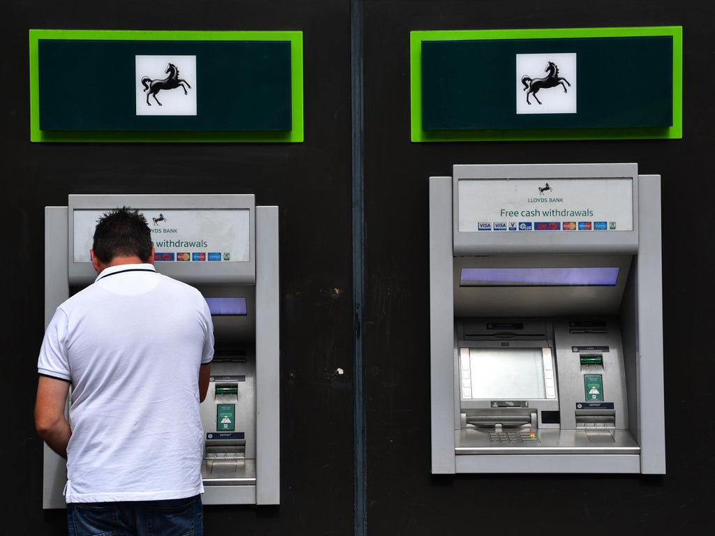 Domestic abuse charity urges government to stop cash machine closures to protect victims