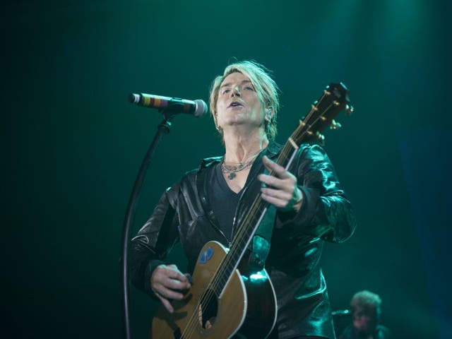 Frontman John Rzeznik sent the crowd home happy after a feast of hits