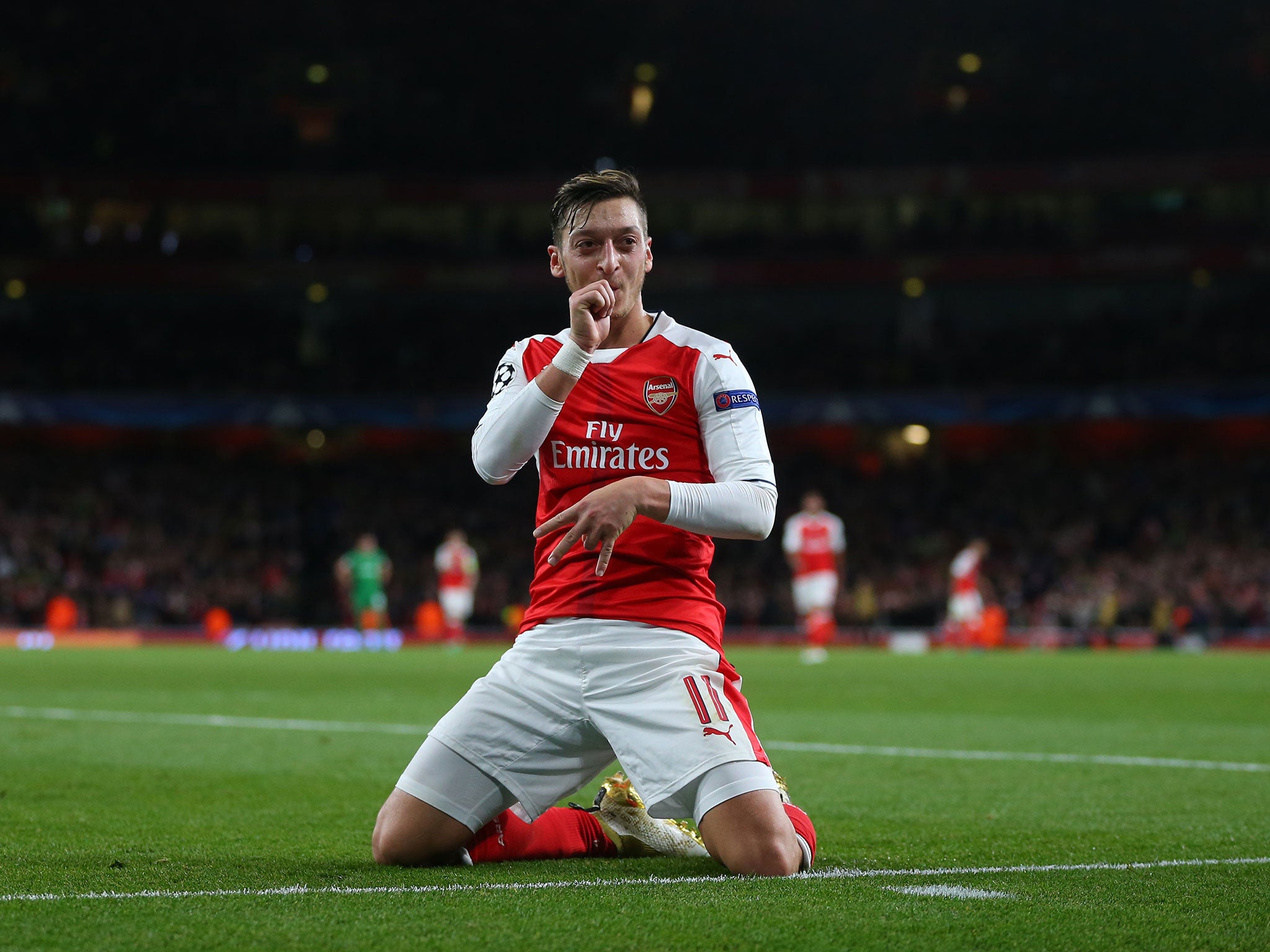 Ozil scored a second half hat-trick to help fire Arsenal to a 6-0 victory at the Emirates