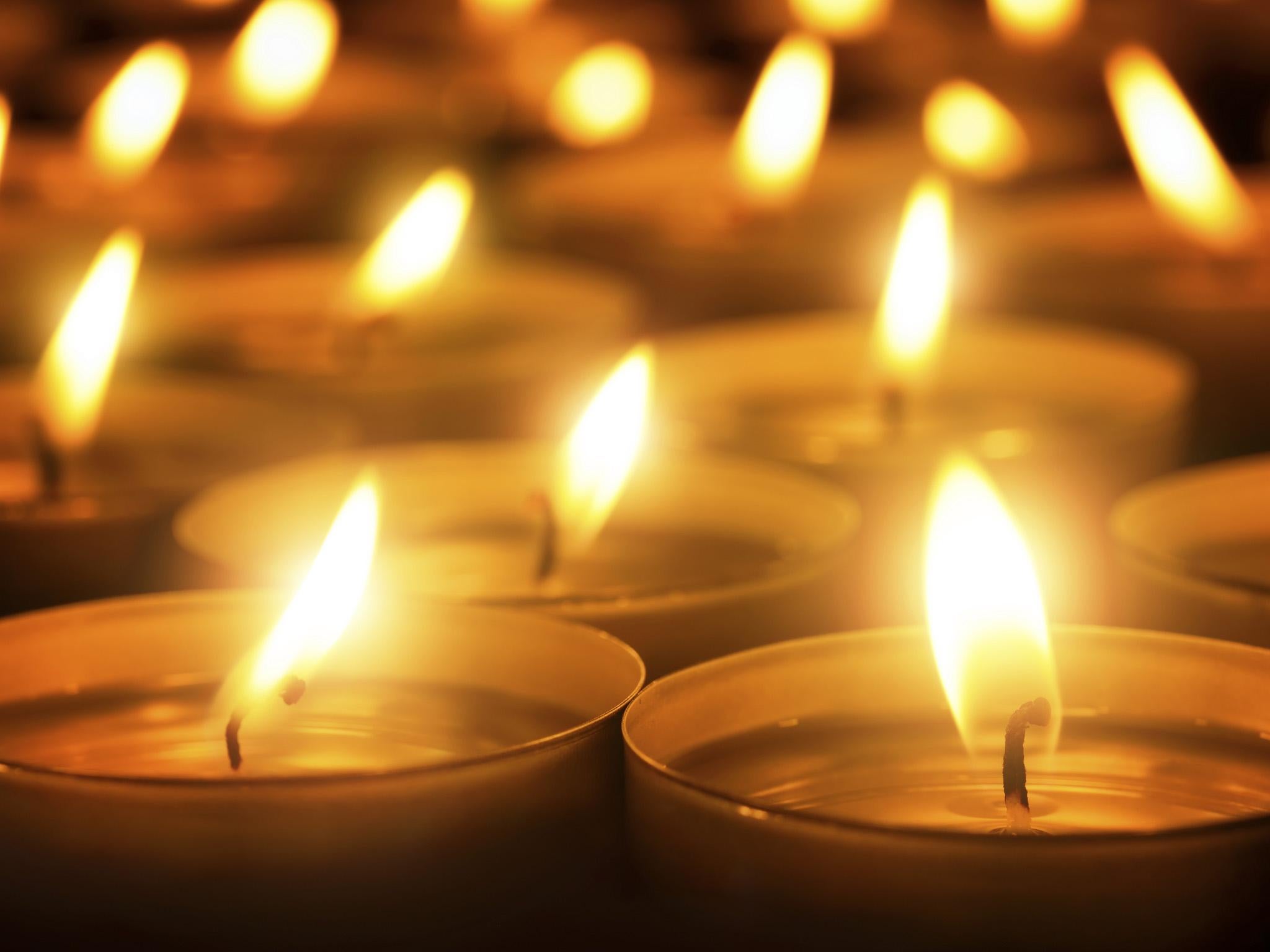 Scientists believe using candles too often in an enclosed space can cause damage to the lungs