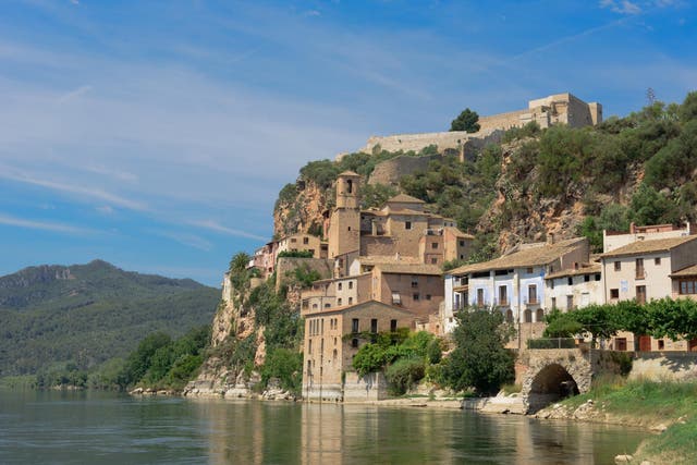 The bohemian town of Miravet clings to the water's edge in the Ebro valley