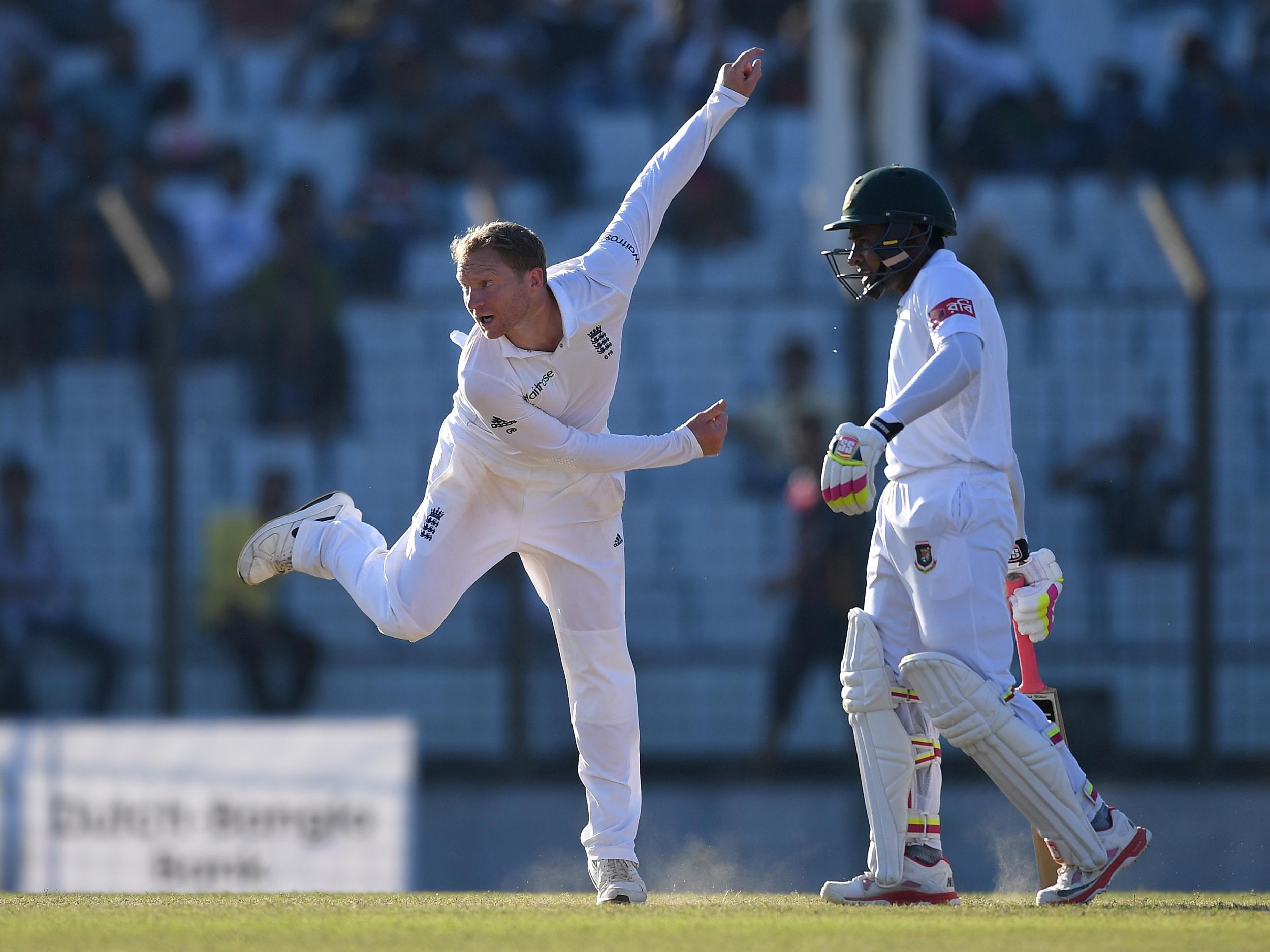 Gareth Batty claimed his first test wicket in more than 11 years