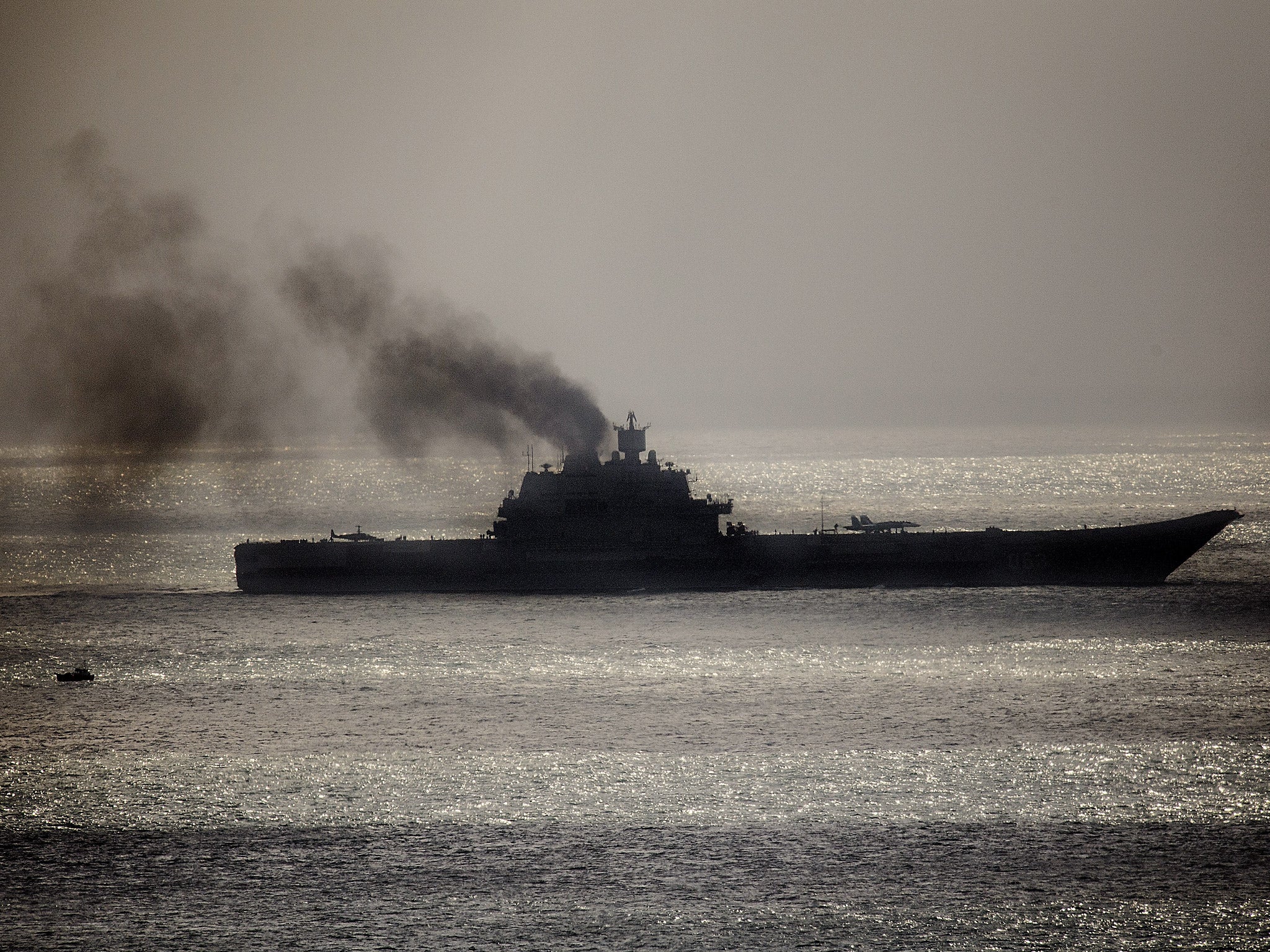 The Russian aircraft carrier Admiral Kuznetsov passes through the English channel