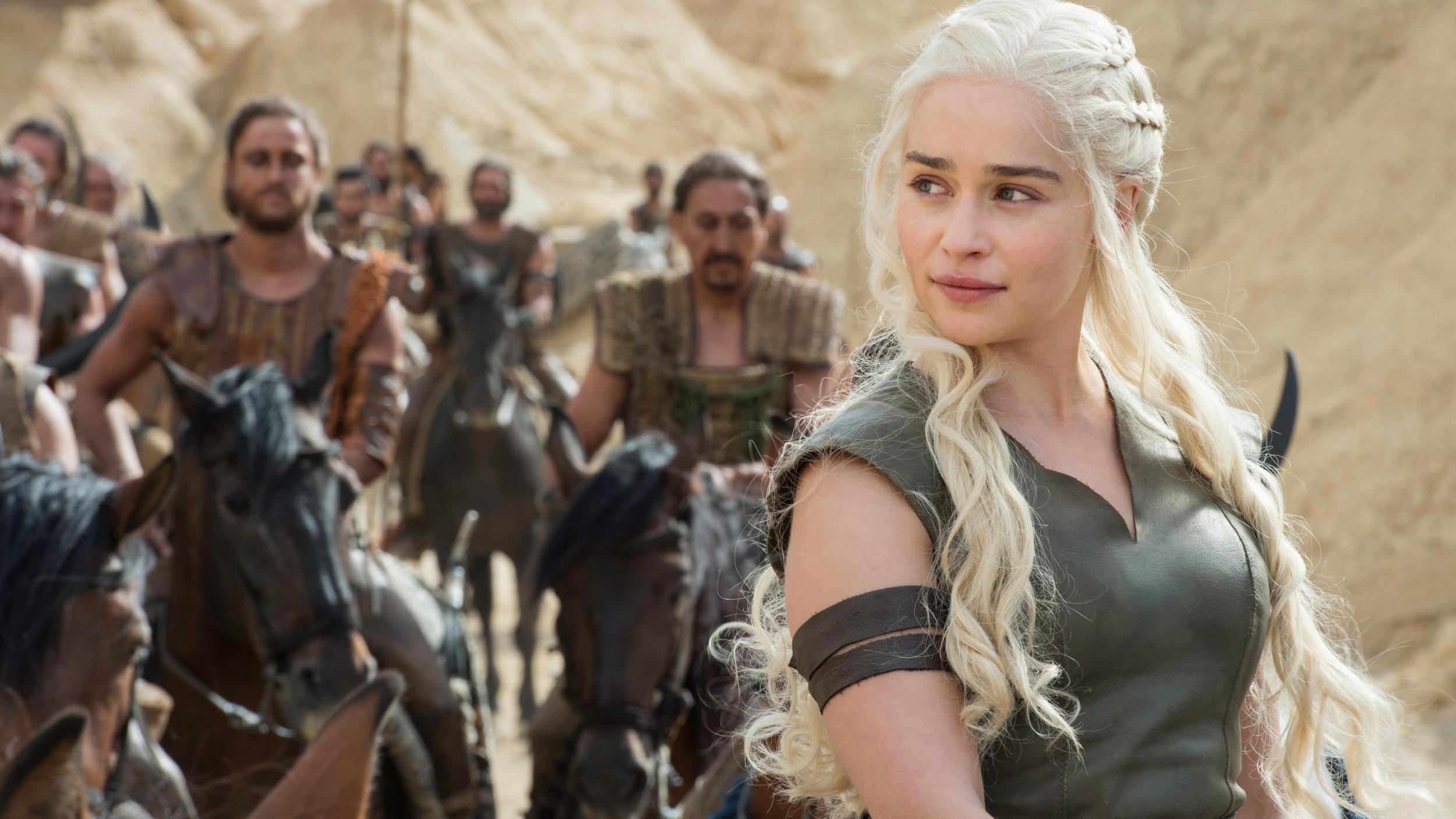 Game Of Thrones Season 7 Emilia Clarke Wraps Filming Says It S