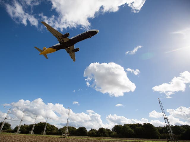 Plane landing at Luton Airport
