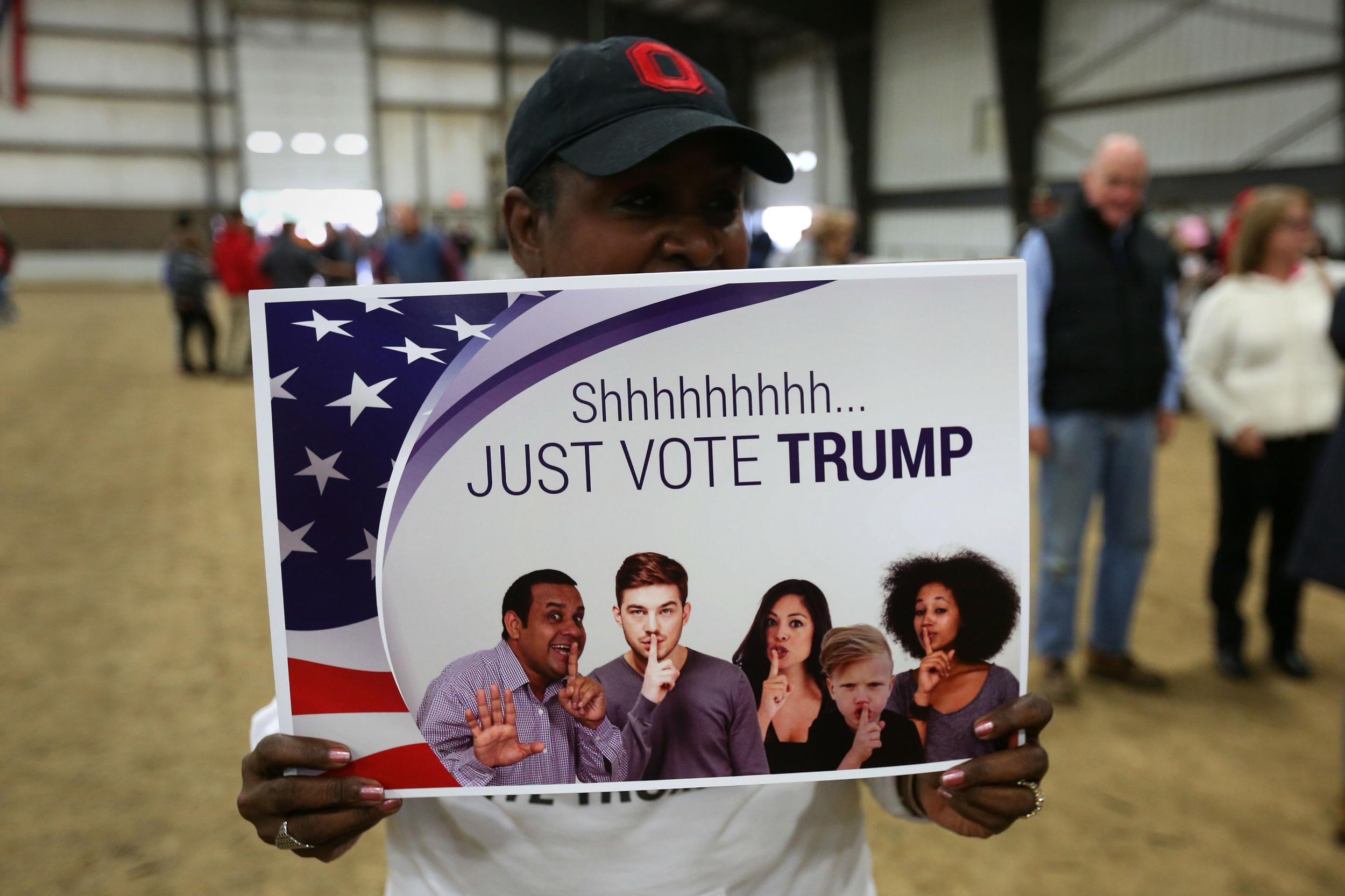 Supporters awaiting Trump event in Springfield, Ohio, on Thursday