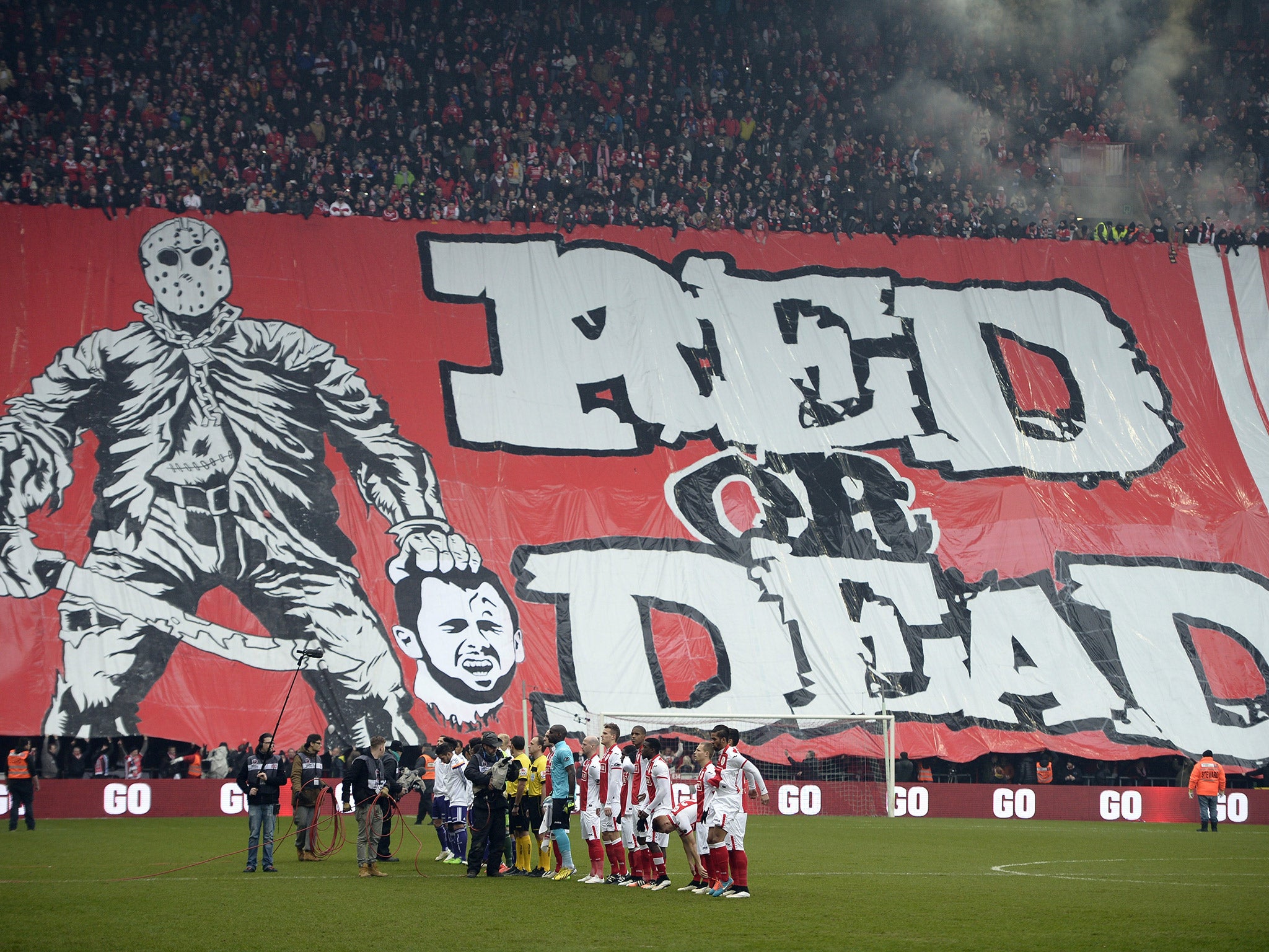 Standard Liege supporters sent a clear message to Defour upon his return with Anderlecht