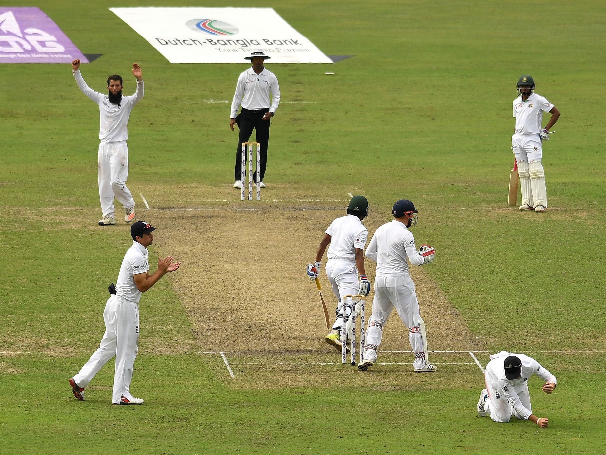 Moeen Ali celebrates dismissing Kamrul Islam Rabbi of Bangladesh during the first day of the 2nd Test