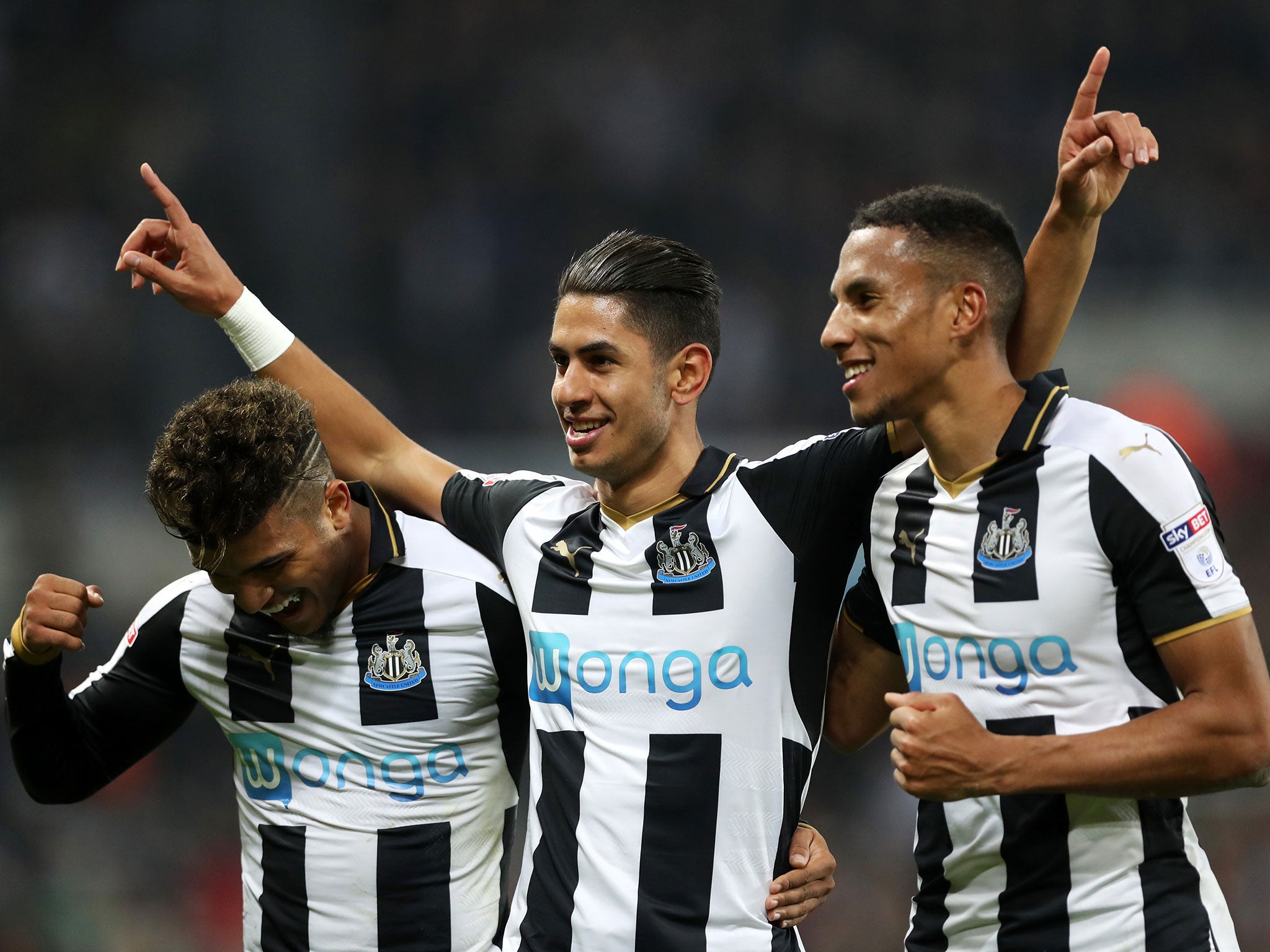 Ayoze Perez celebrates scoring his side's sixth goal against Preston North End in the fourth round of the EFL Cup