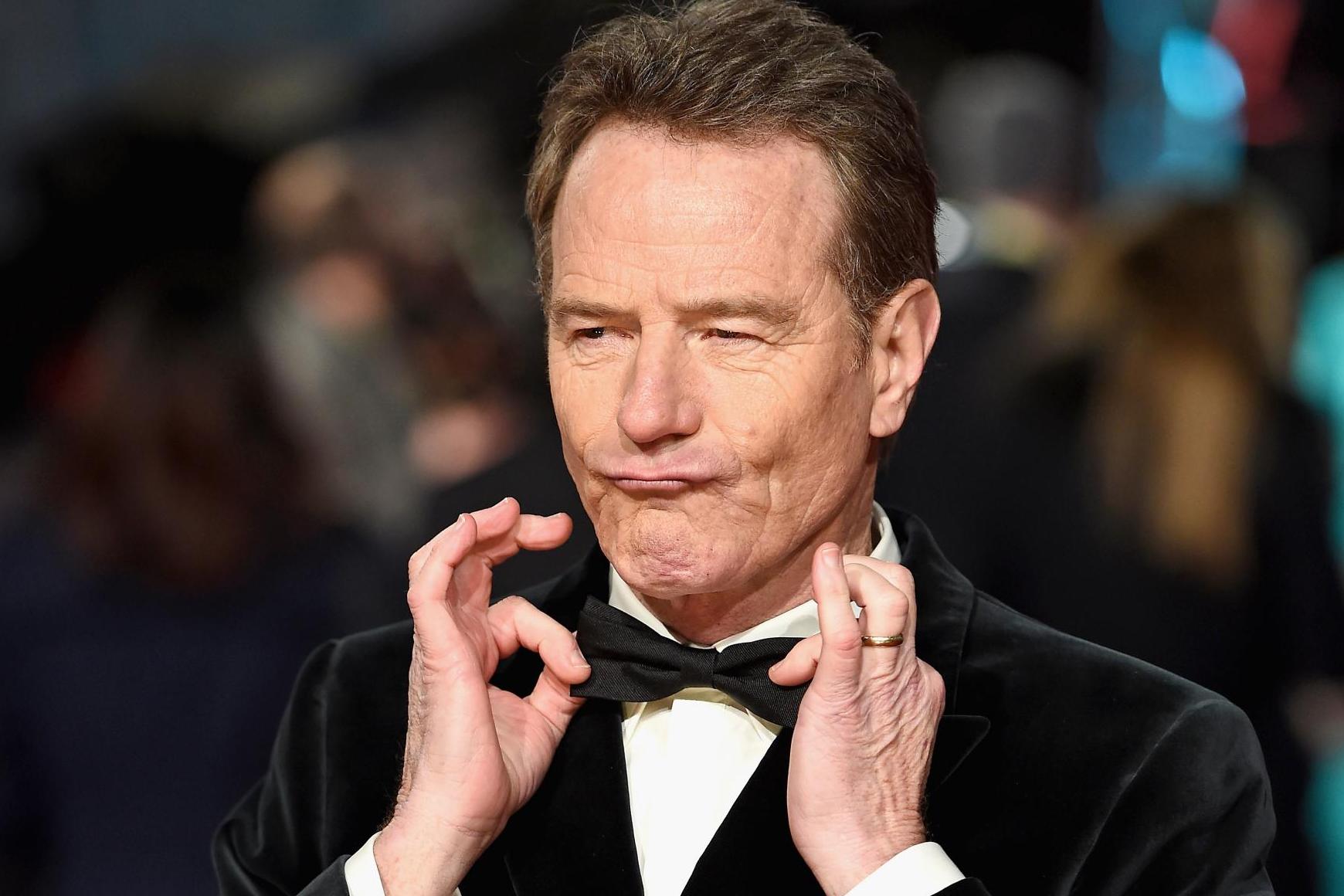Bryan Cranston does something amazing when he goes to the airport - The indy100